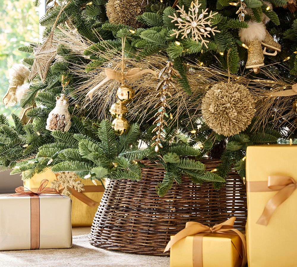 Artisan Handwoven Bago Bago Vine Tree Collar, Natural Finish, 27′′ Diameter