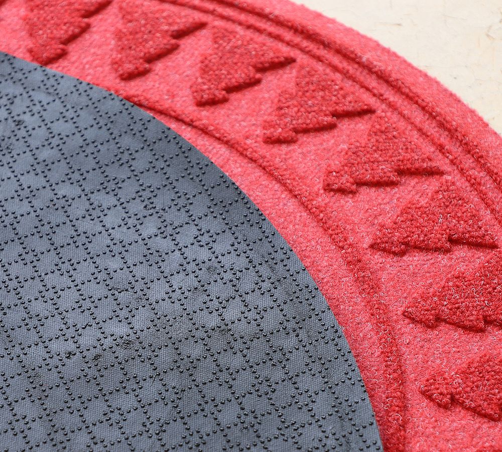 Pine Tree Water-Resistant Round Tree Skirt, 35′′ Diameter, PET Polyester & SBR Rubber