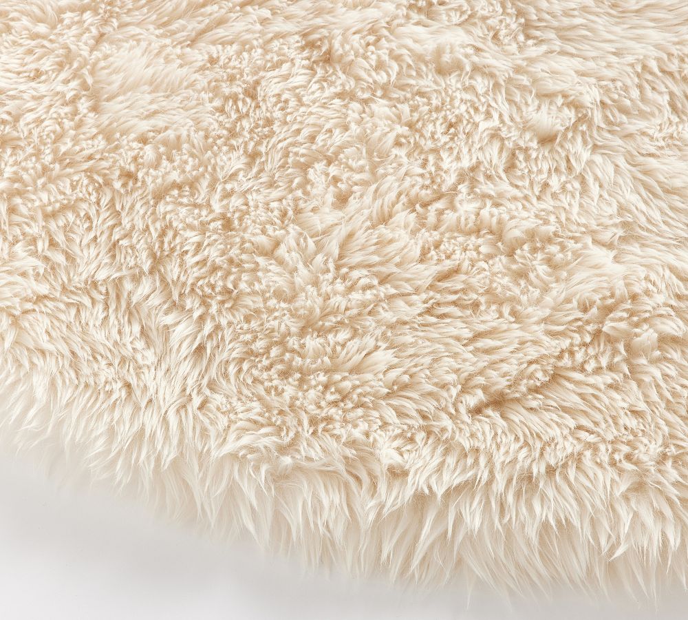 Luxe Taupe Faux Fur Christmas Tree Skirt, 60′′ Diameter, Polyester, Machine Washable