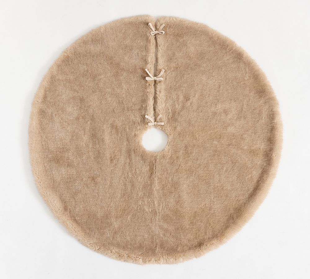 Luxury Faux Mink Tree Skirt – 60′′ Diameter, 100% Polyester, Easy Tie Closure