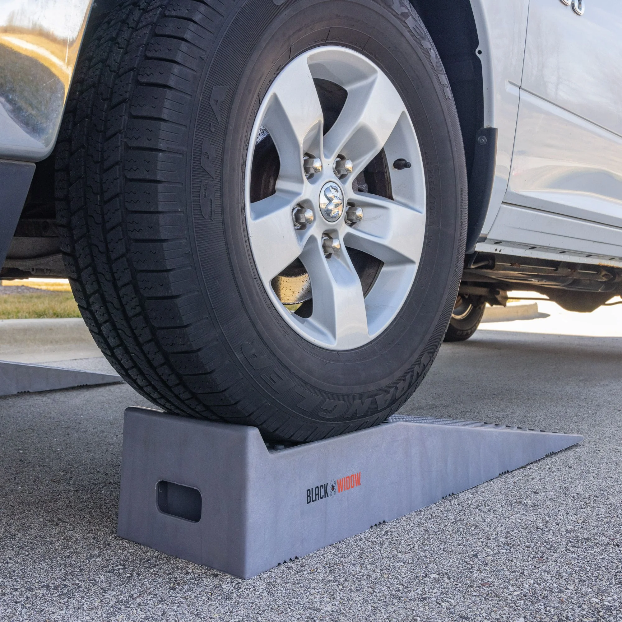 Black Widow Heavy-Duty Plastic Service Ramps, 10,000 lb Capacity, 6.5′′ Lift, 47′′ L, Pair