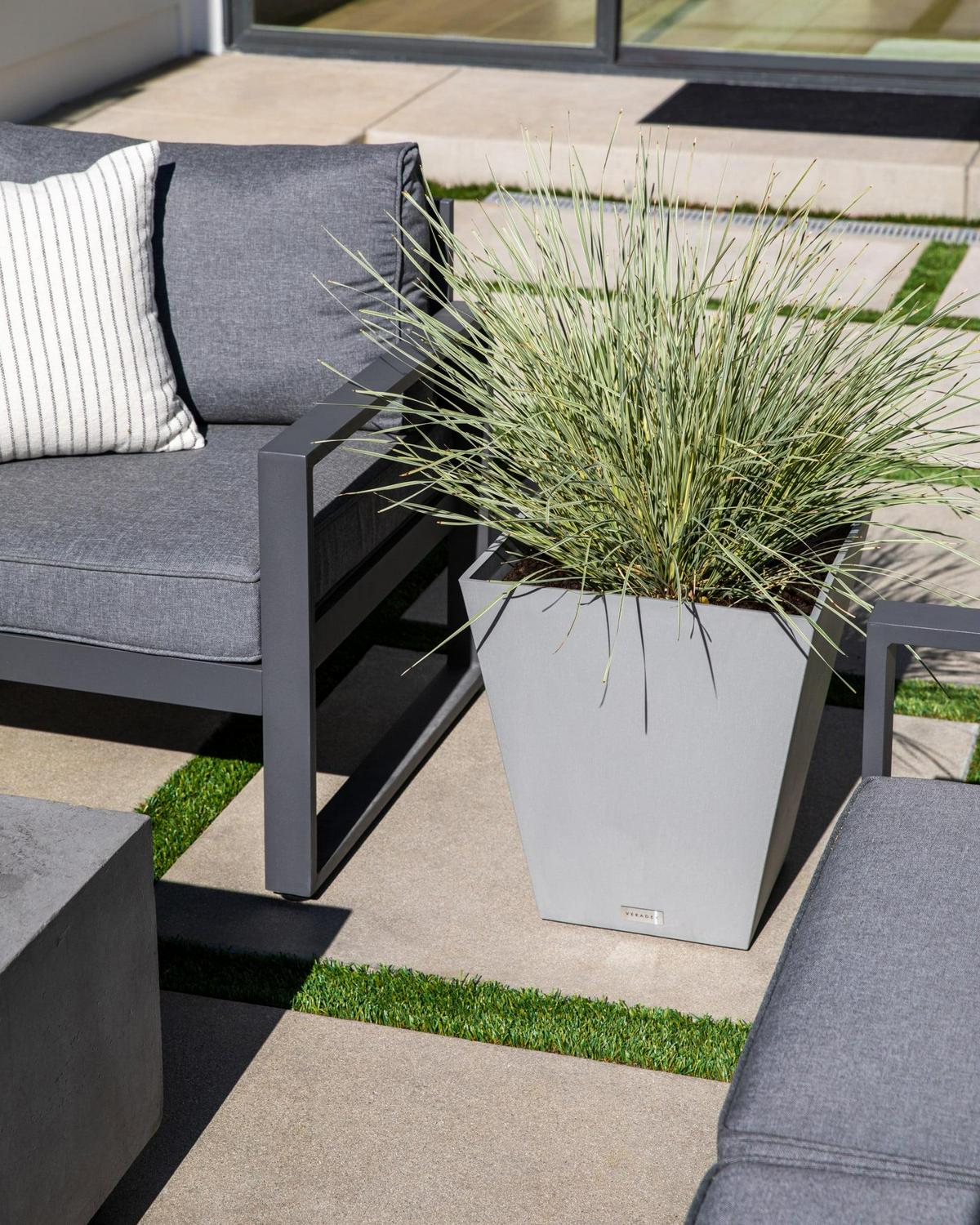 Veradek Nobleton 22′′ Square Planter 2-Pack, Gray, Durable Plastic, Indoor/Outdoor