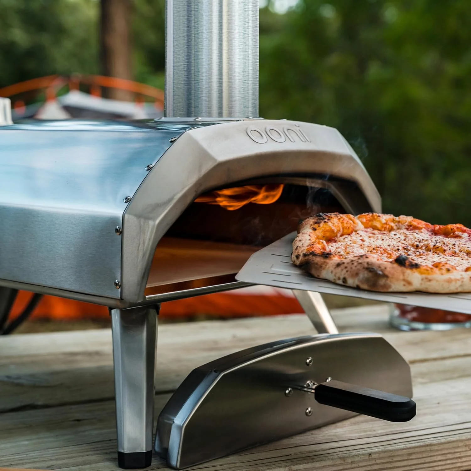 Ooni Karu 12 Multi-Fuel Outdoor Pizza Oven – 12 Inch Pizzas in 60 Seconds - Portable Wood and Gas Fired Pizza Oven with Pizza Stone, Dual Fuel Ooni Pizza Oven