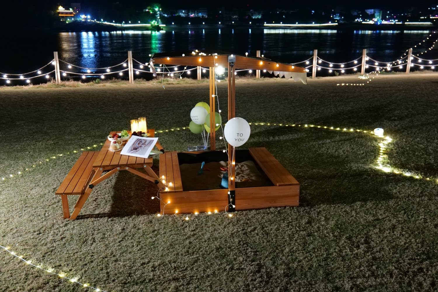 Wooden Kids Sandbox with Lid Outdoor Sand Box with Picnic Table Foldable, Sandpit with Cover Ages 4-8, Adjustable Canopy Bottom Liner for Backyard Garden