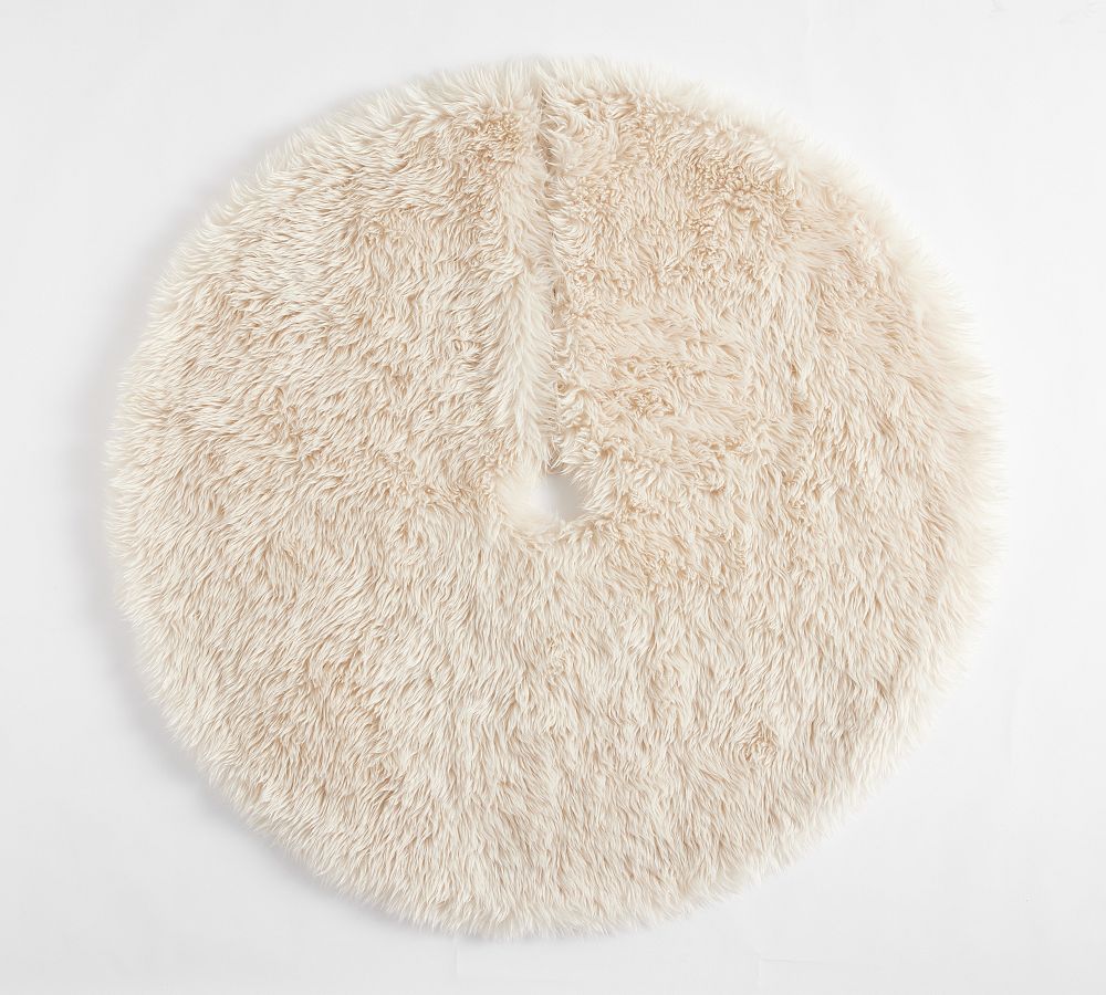 Luxe Taupe Faux Fur Christmas Tree Skirt, 60′′ Diameter, Polyester, Machine Washable