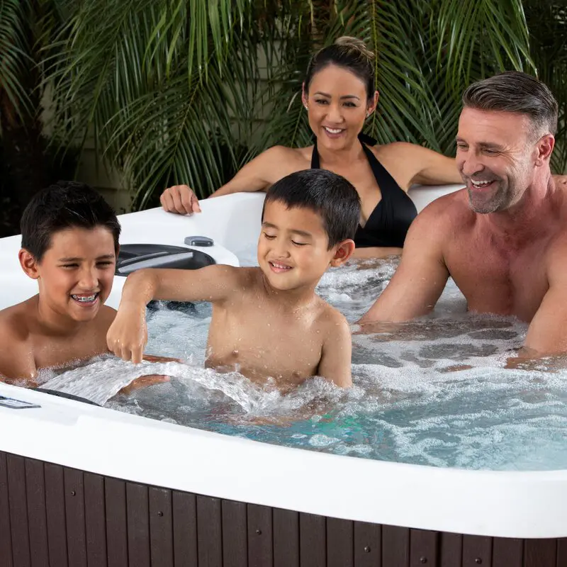 Lifesmart Spas Leganza 6 - Person 90 - Jet Rectangular Hot Tub with Ozonator