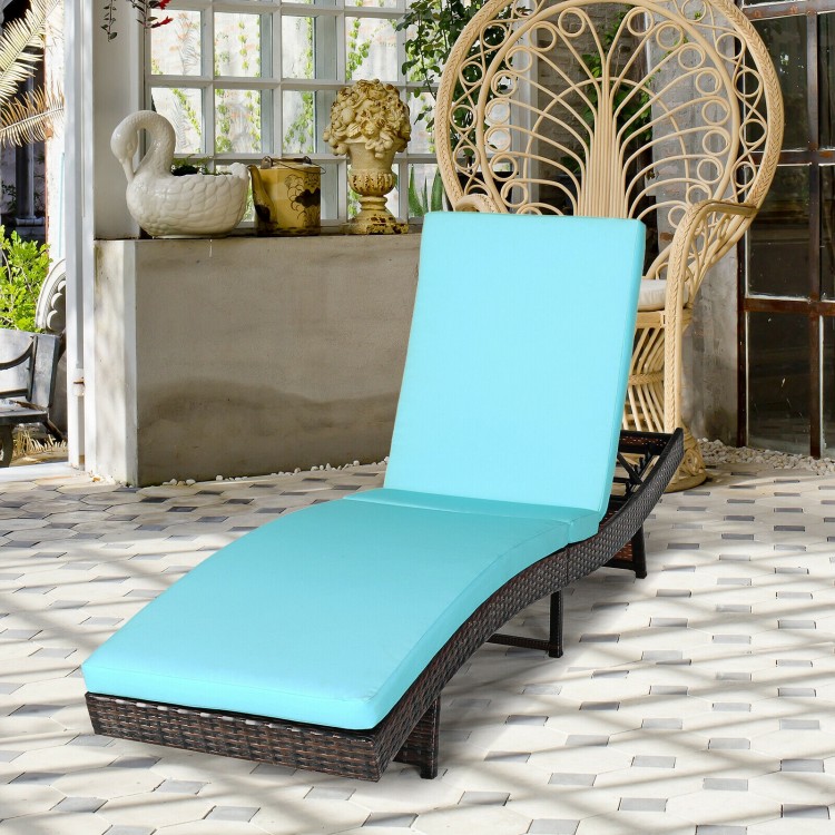 Patio Folding Chaise Lounge with 5 Adjustable Levels and Cushion