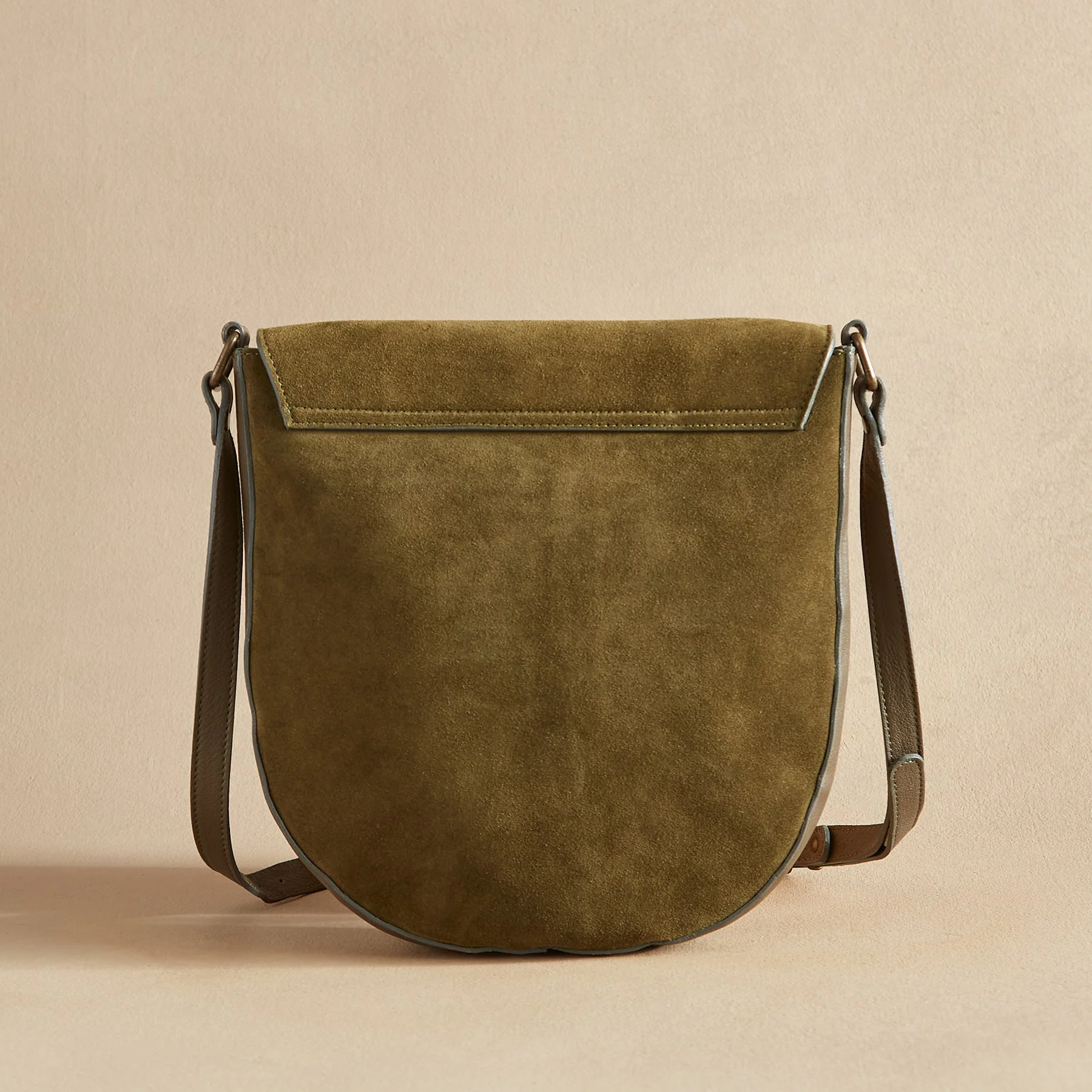 Aruma Saddle Bag