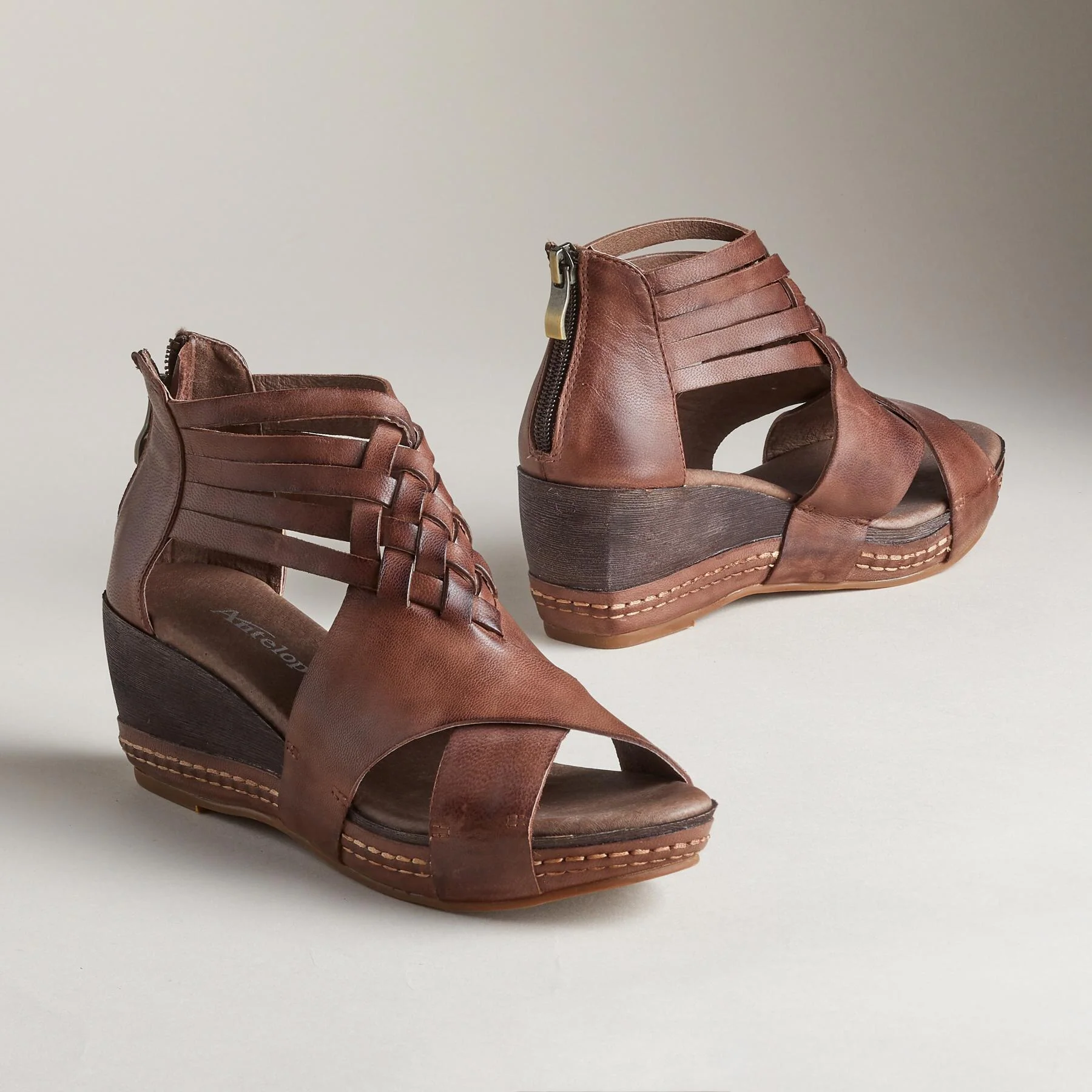 Rowena Wedges