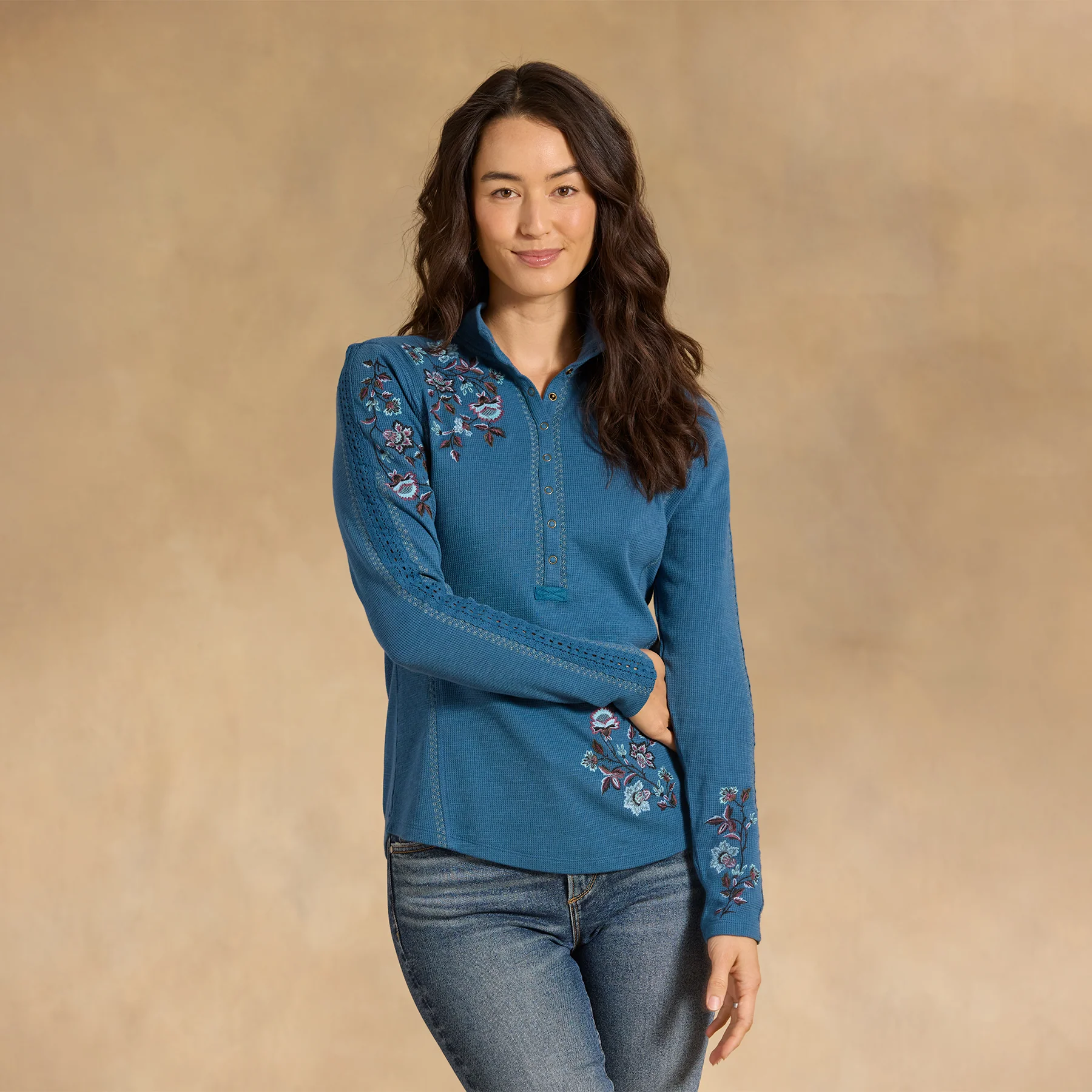 Alpenwild Henley, Petite