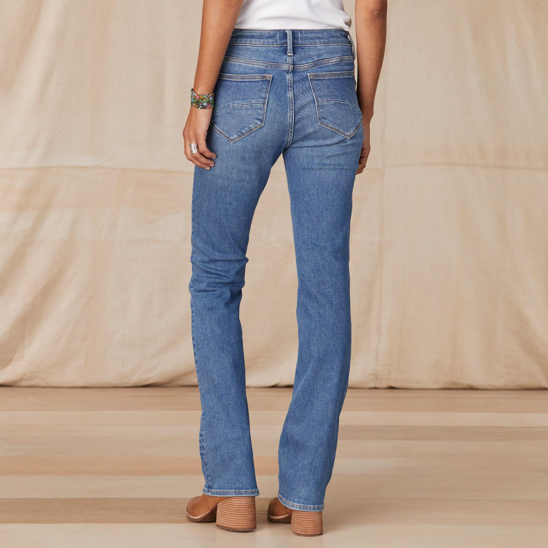 Kelly Classic Bootcut Jeans