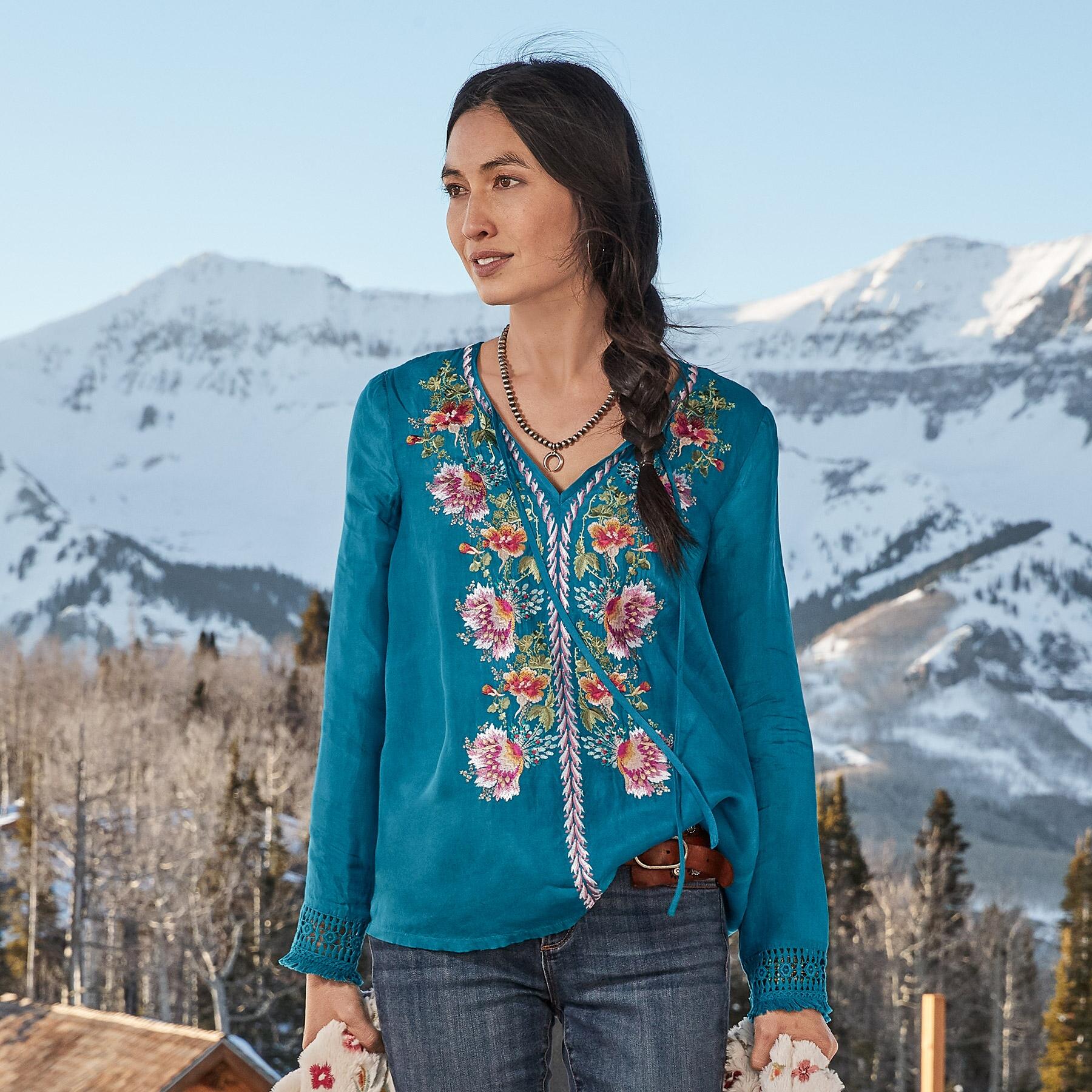 Awe Inspired Top Petite