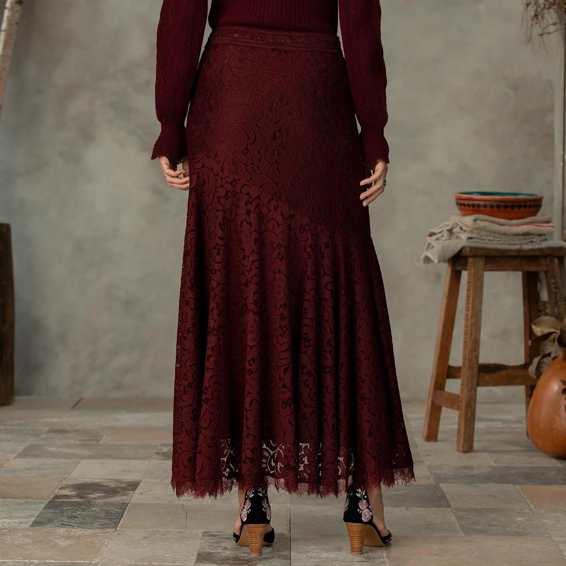 Marguerite Lace Skirt