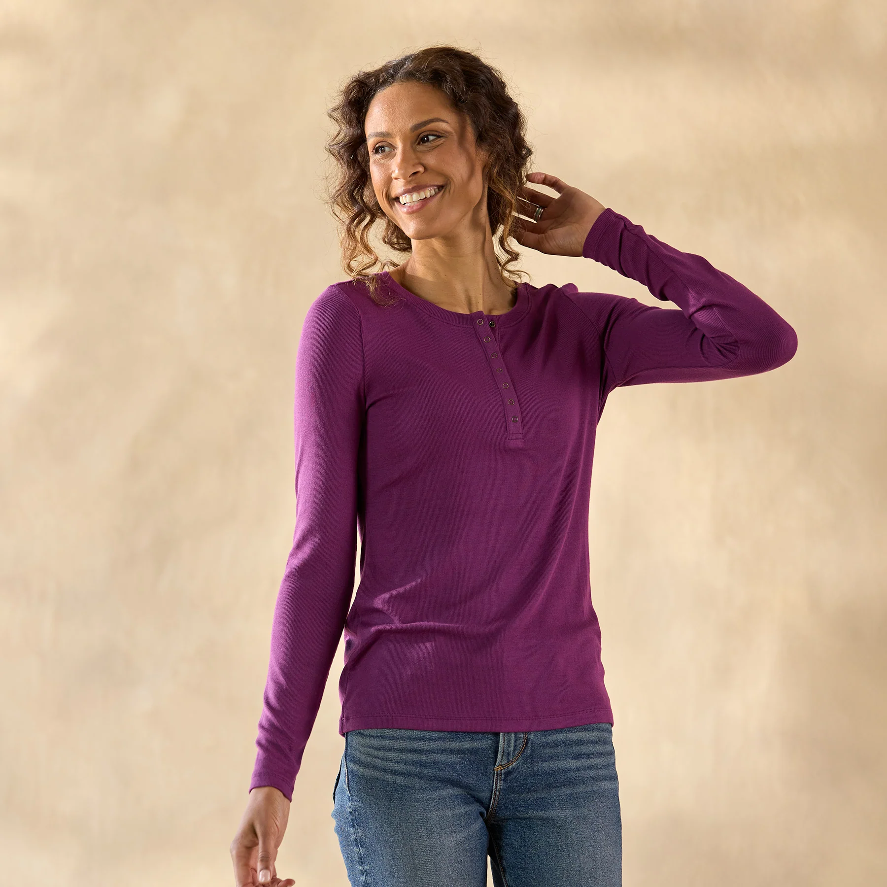 Light As Air Henley, Petite