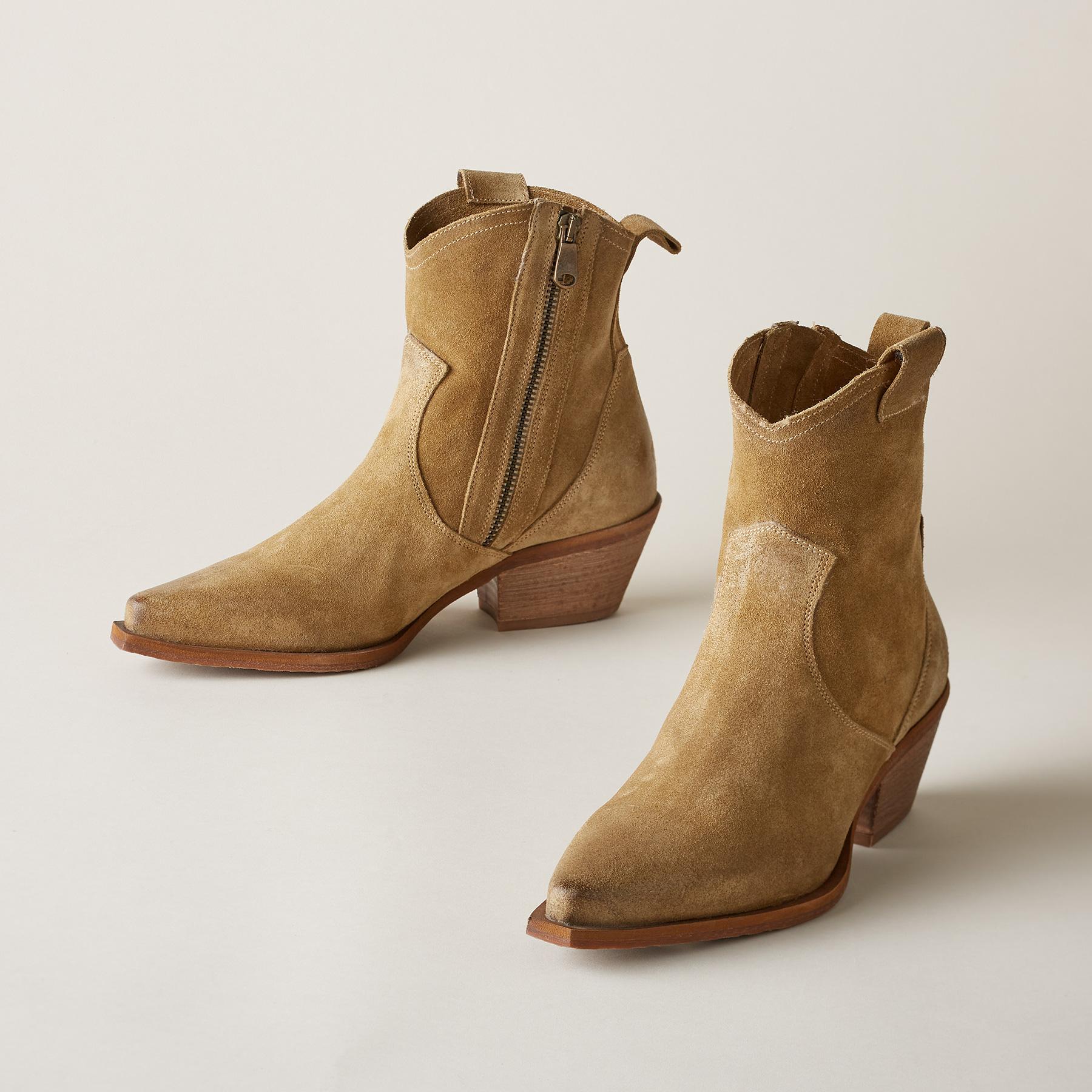 Sojourner Short Boots