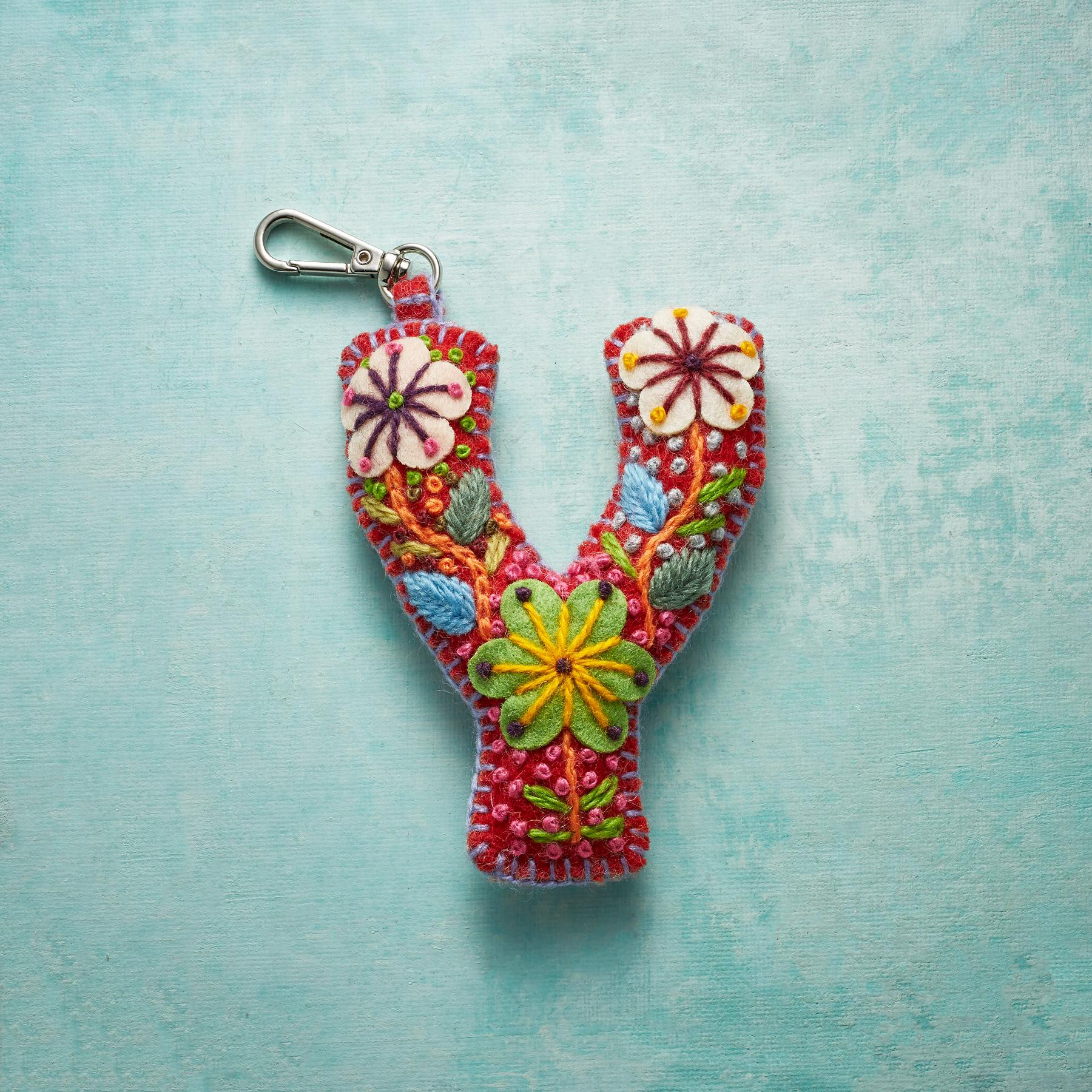 Fleur De Felt Initial Clip