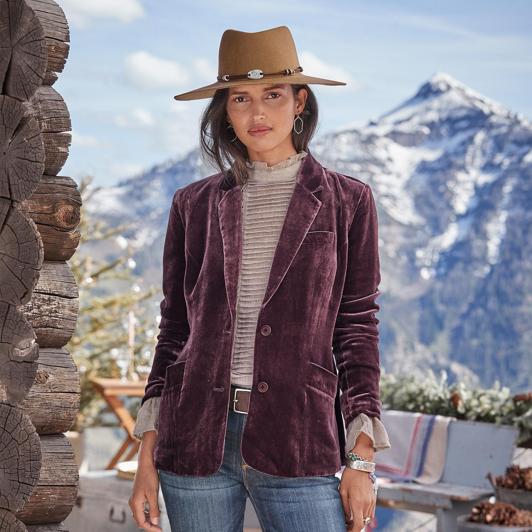 Sofia Velvet Blazer Petite