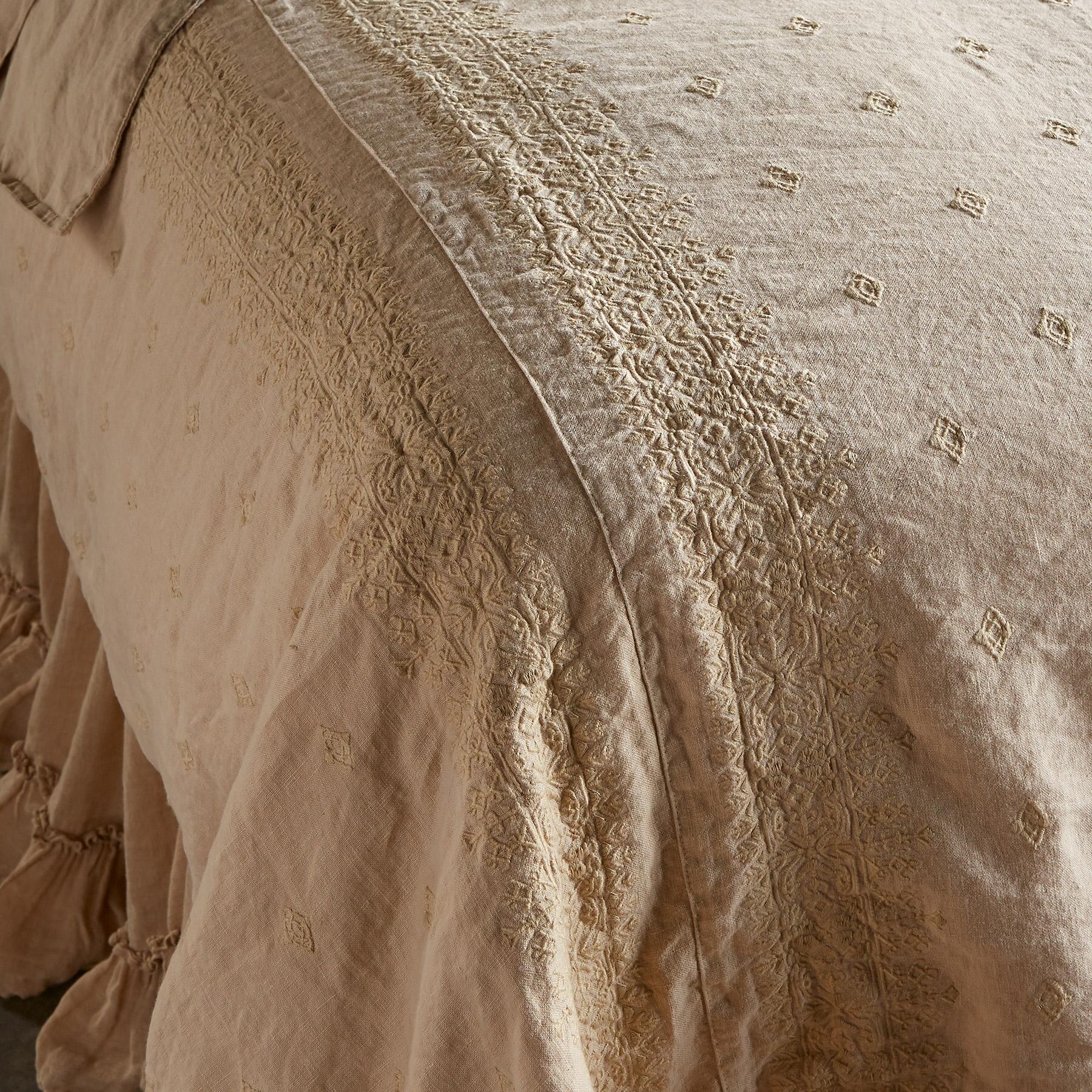Gossamer Linen Embroidery Duvet