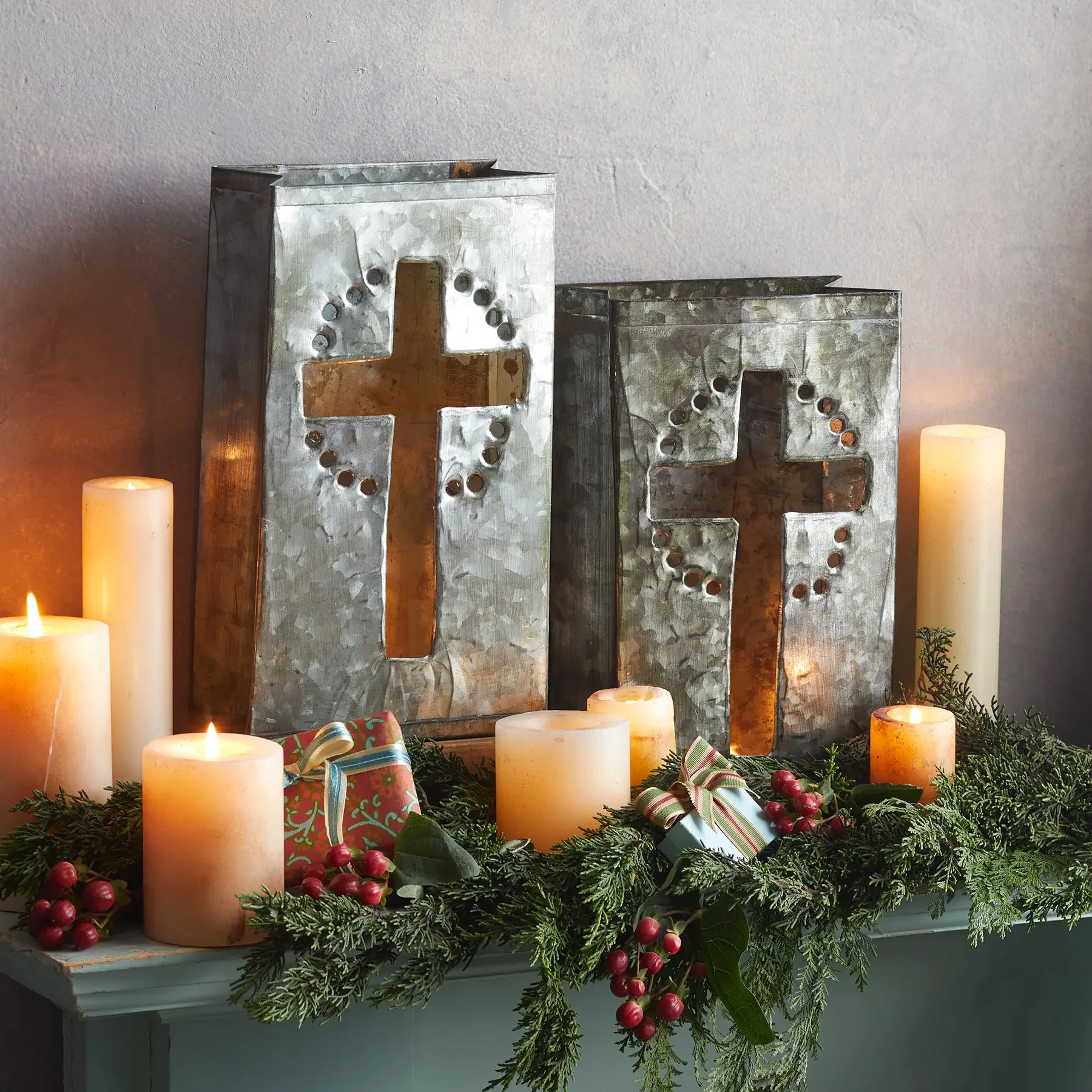 Cross Luminaries Set