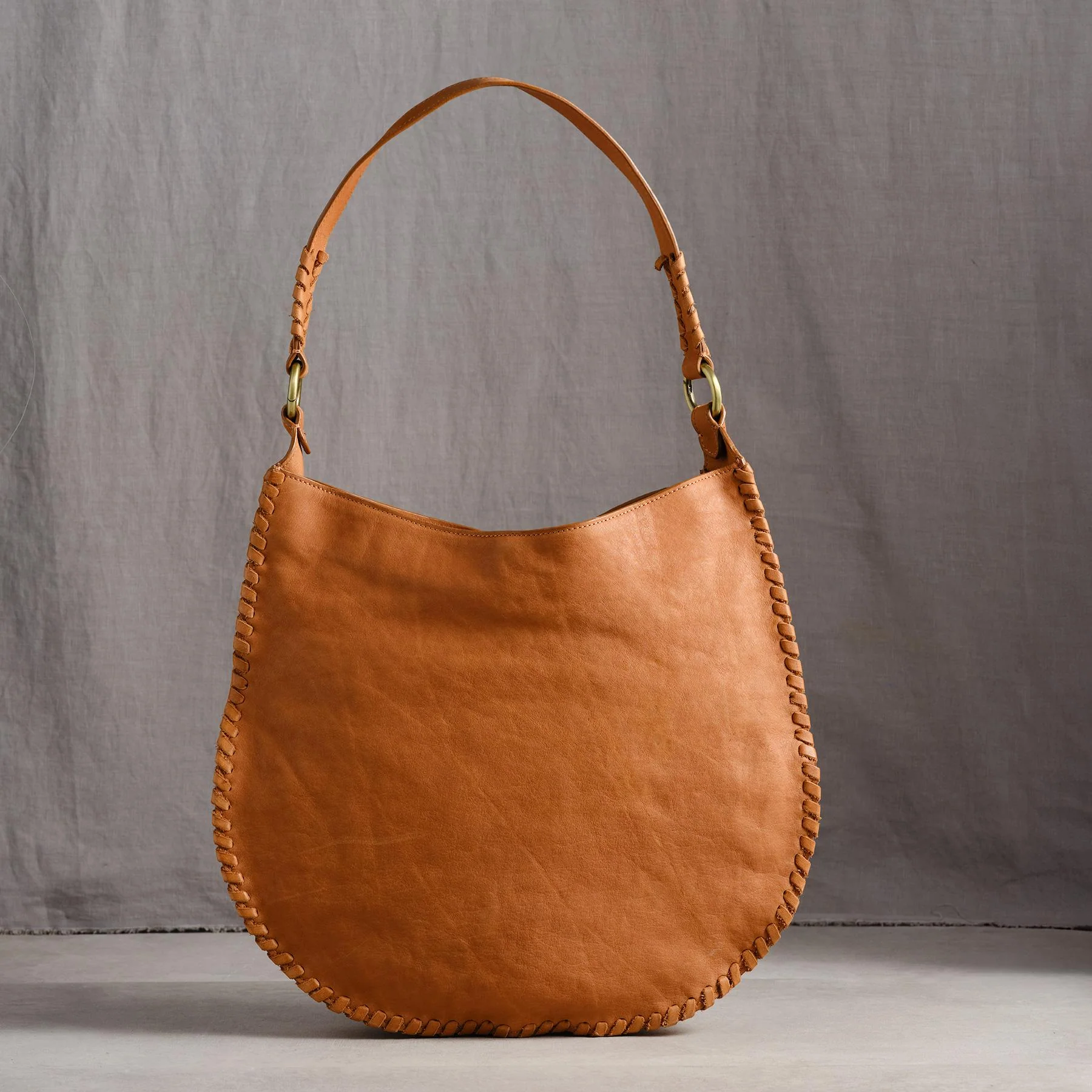 Sweetpea Saddle Tote