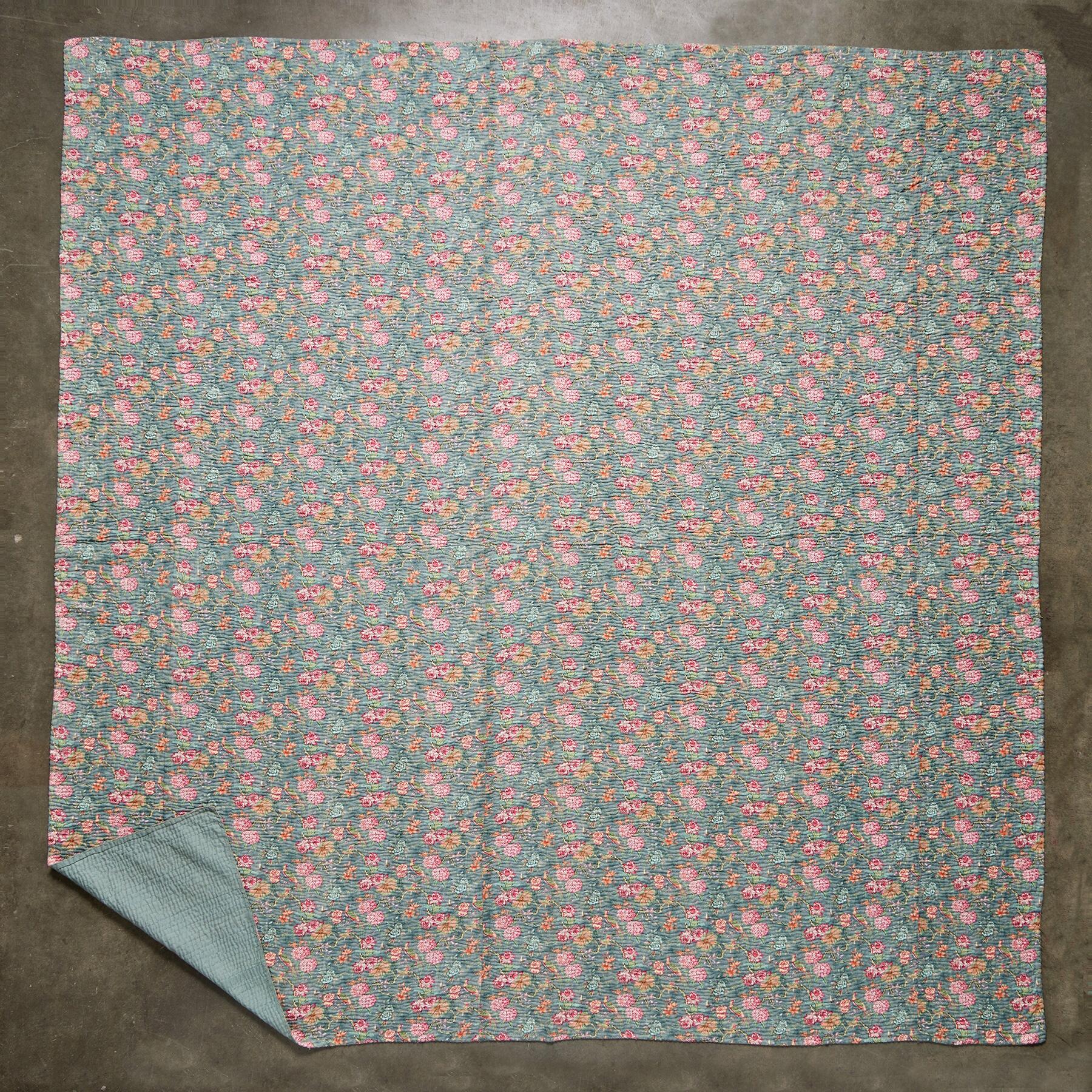 Lainey Lightweight Quilt