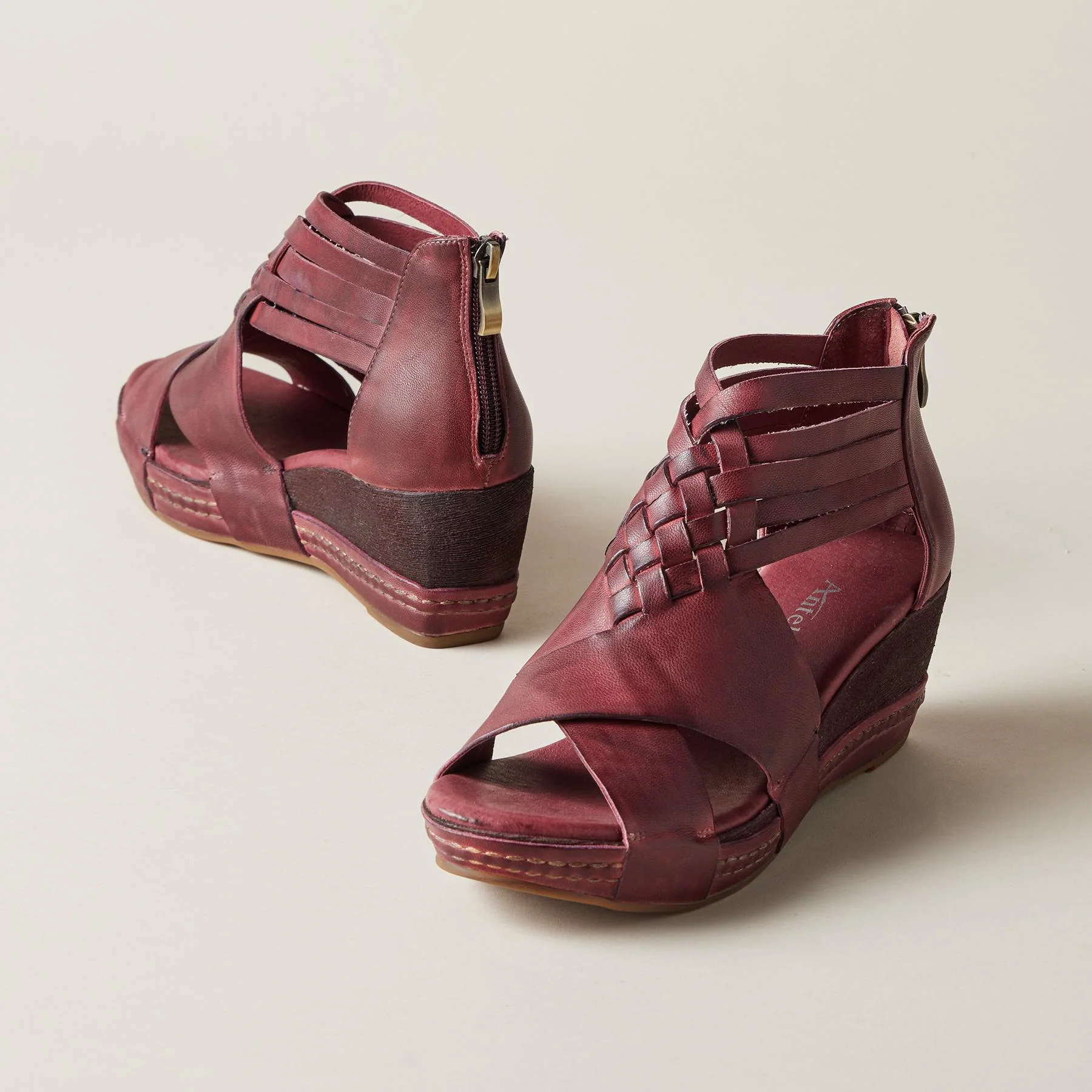 Rowena Wedges