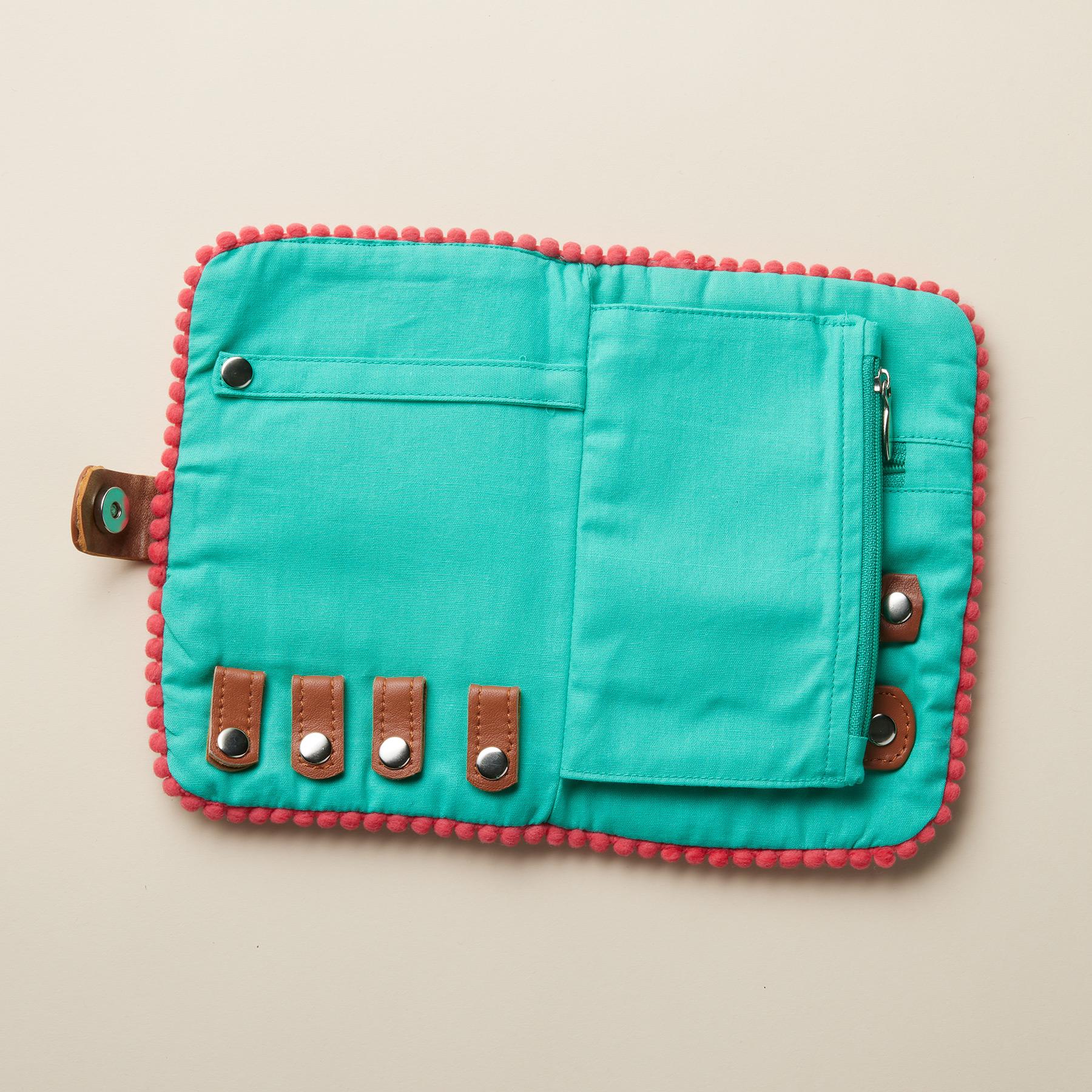 Embroidered Blooms Jewelry Organizer