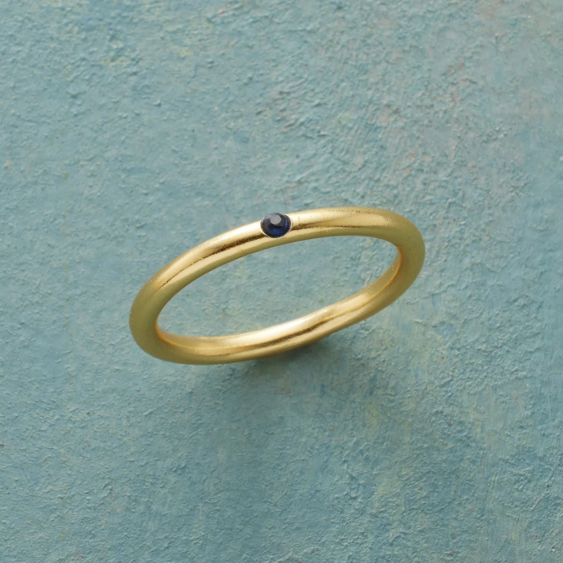 Peekaboo Sapphire Ring