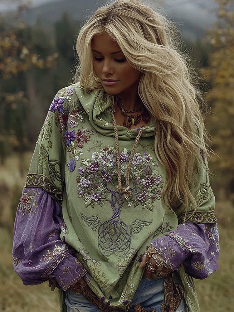 Women's Vintage Viking Celtic Knot Tree Of Life Art Gradient Comfort Hoodie