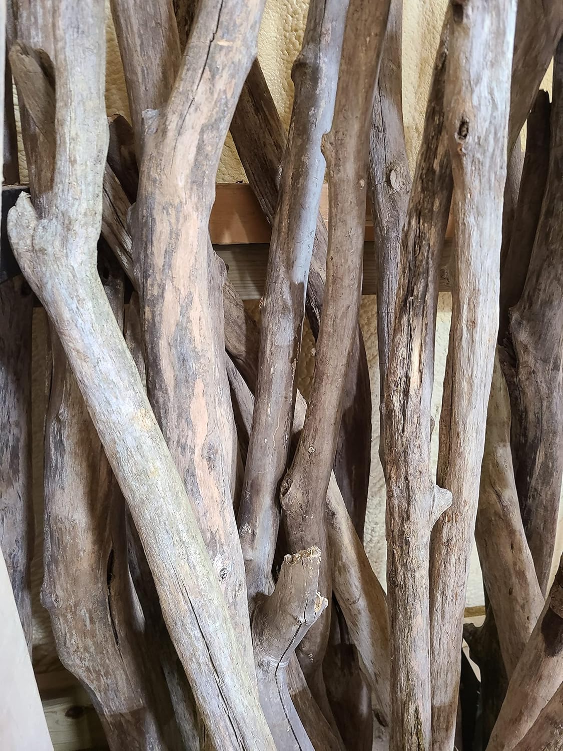 One Driftwood Pole - You Pick The Size - Rod Hanging Weaving Macrame DIY Closet Nursery Shower Craft, Wedding Decor, Vase Filler, Beach House, Boho (3-4 Inches Thick, 5 Foot Long)