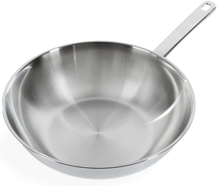 BK Bright Stainless Steel 28 cm Wok Pan, Stay Cool Handle, Professional Cooking, 18/10 Stainless Steel, Induction, Oven Safe up to 230 °C, Roast-Safe, Dishwasher Safe, Silver