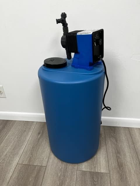 Injection System for Rust Prevention or Chlorine Injection 15 Gallon Tank - 115V Pump (4015B + LC04SA-VVC1-XXX)