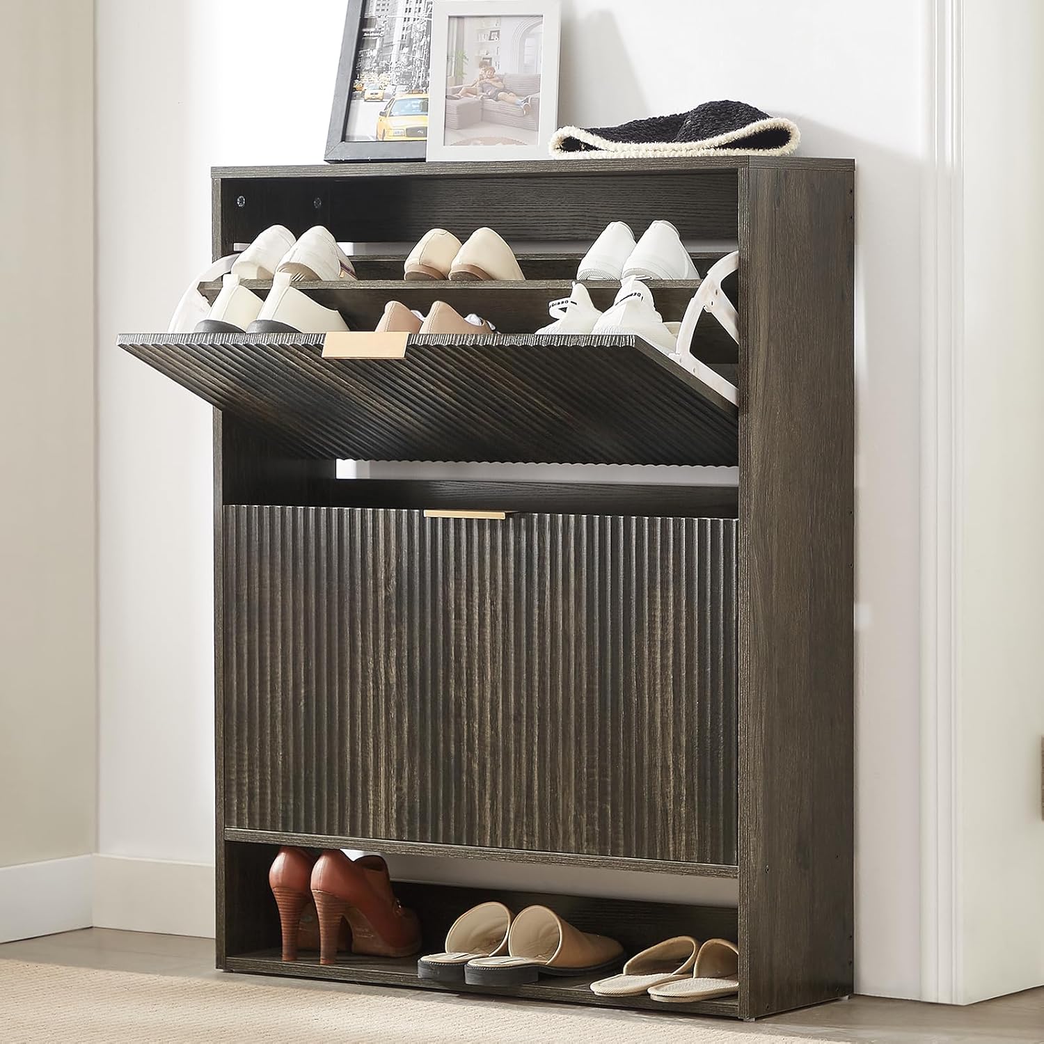 Unovivy 31.5''W Black Slim Shoe Cabinet, Fluted Modern Hidden Free Standing Shoe Rack Storage Organizer Cabinet with 2 Flip Drawers, Wood Mid Century for Entryway, Hallway