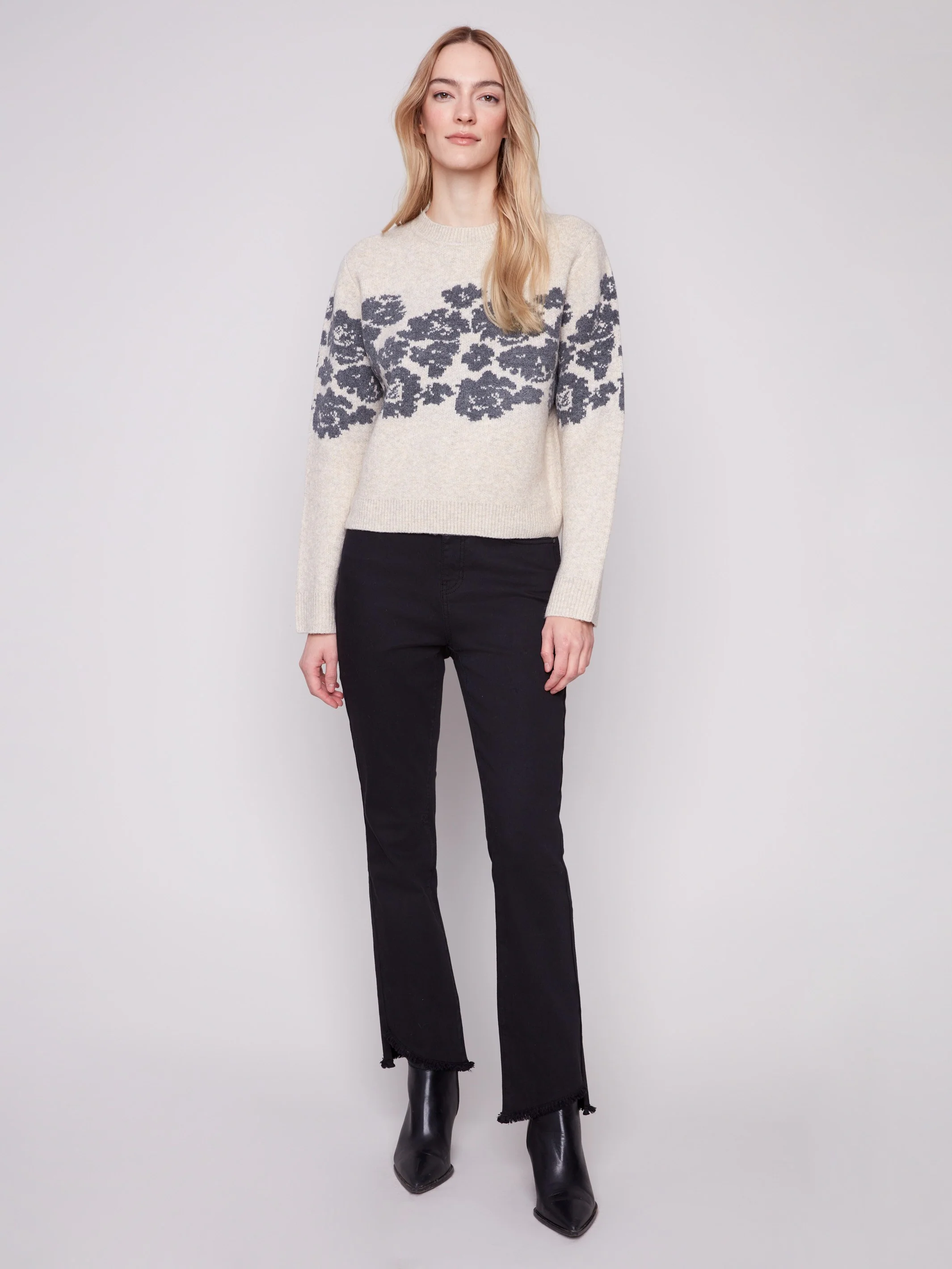 Flower Jacquard Crew Neck Sweater - Heather Vanilla - WHSBYS