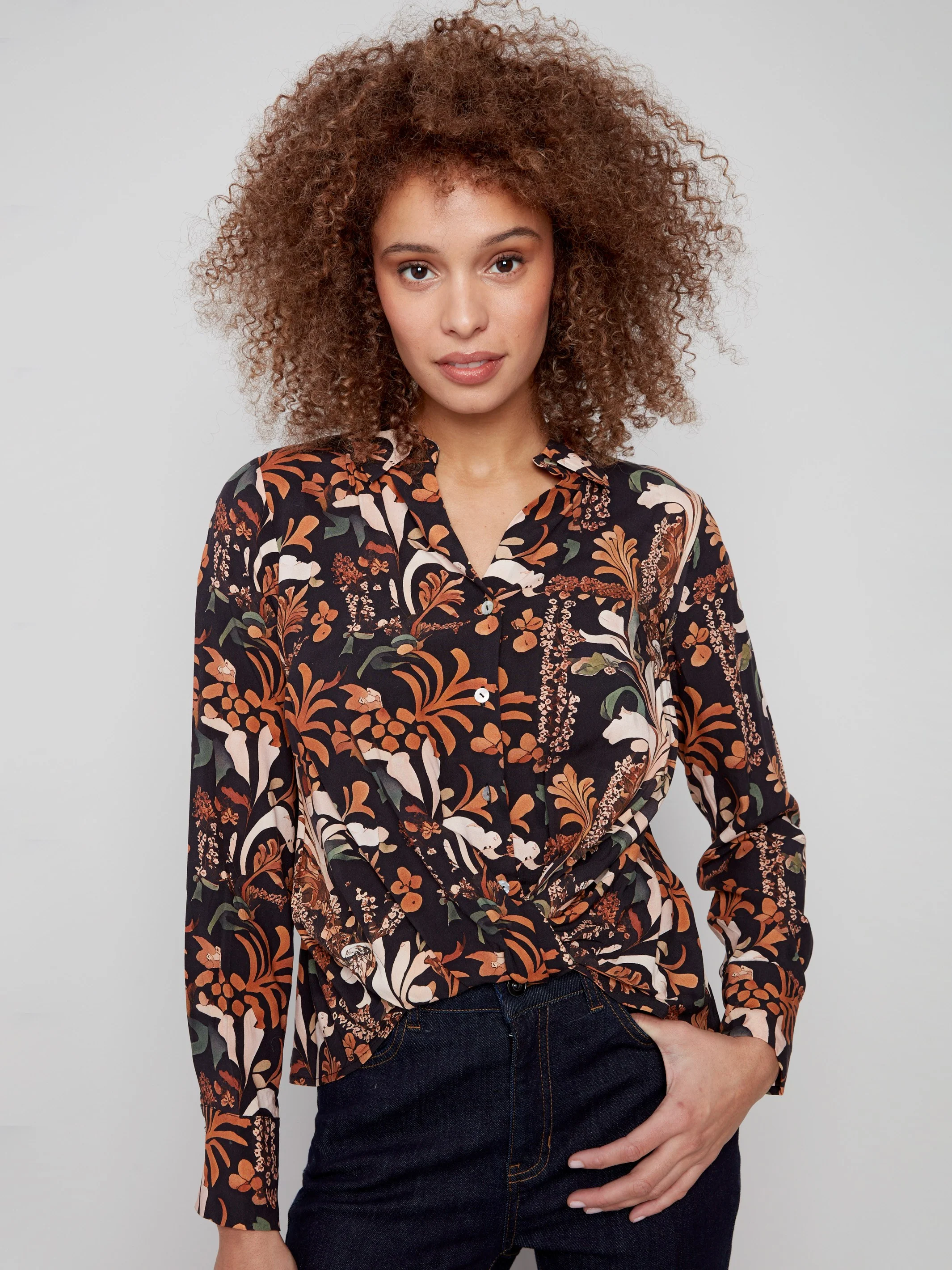 Printed Viscose Button-Down Shirt With Twisted Front - Batik - WHSBYS