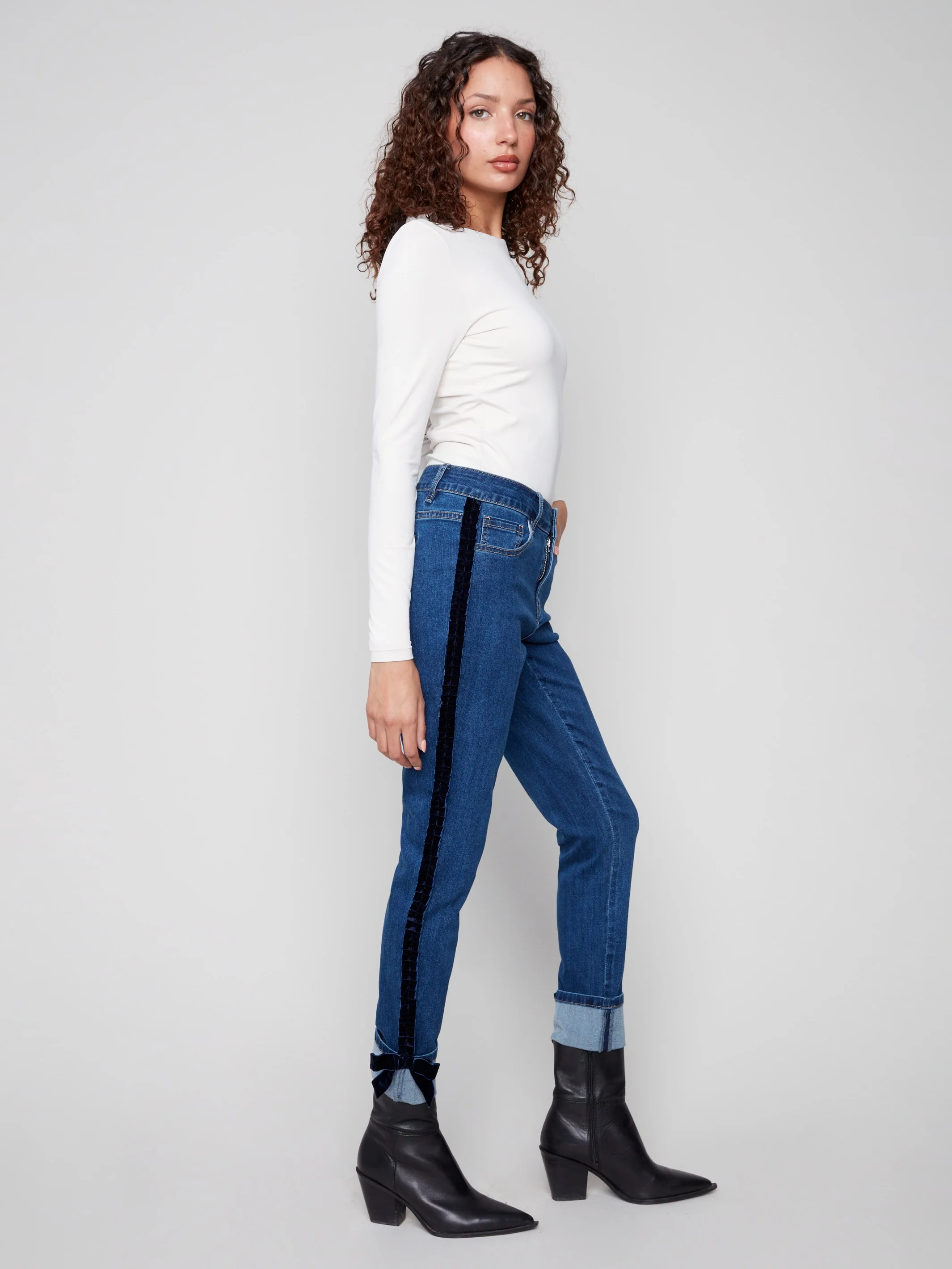Slim Leg Jeans With Velvet Bow - Indigo - WHSBYS