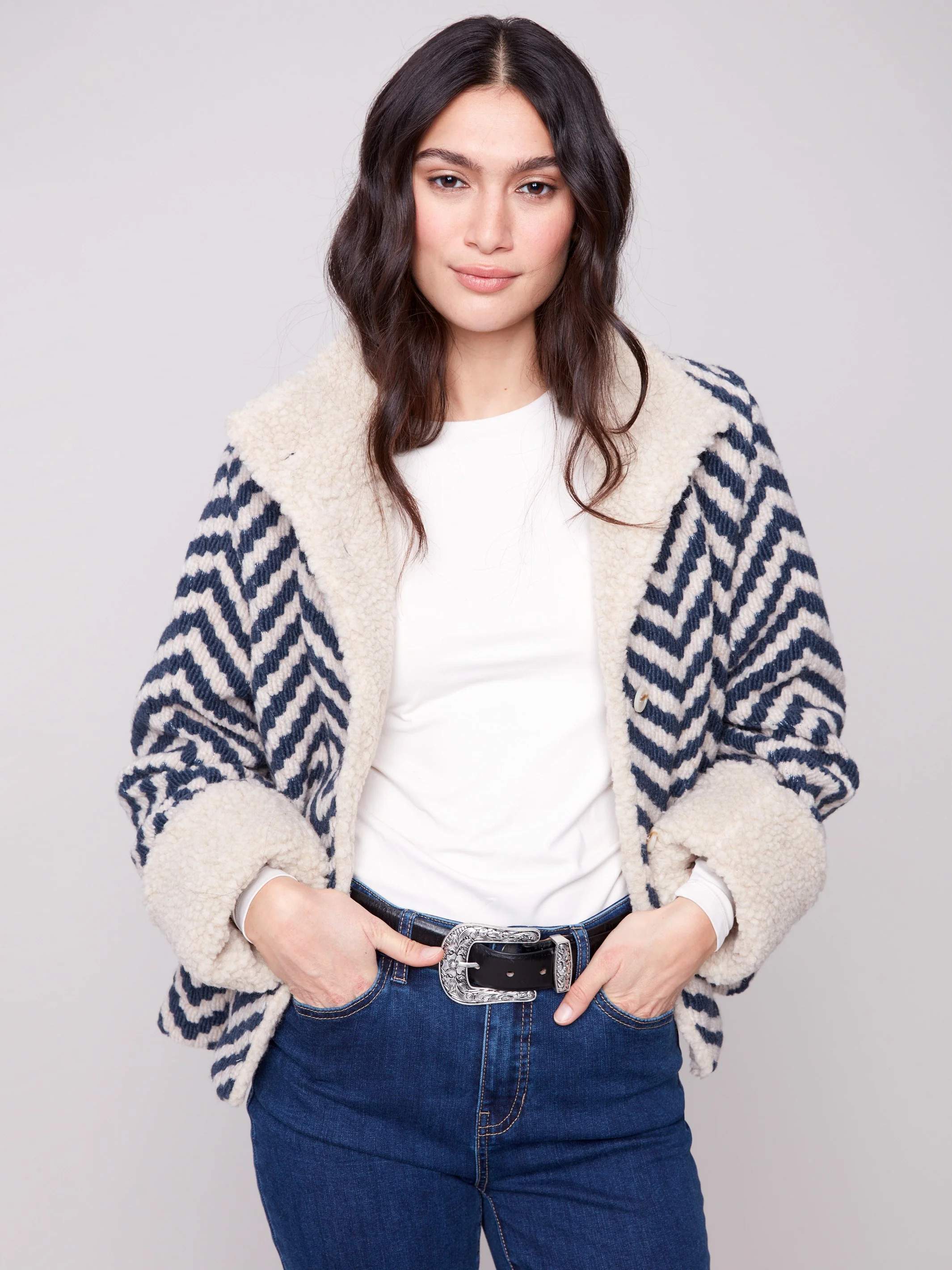 Chevron Bouclé Short Jacket With Sherpa Trim - Navy - WHSBYS