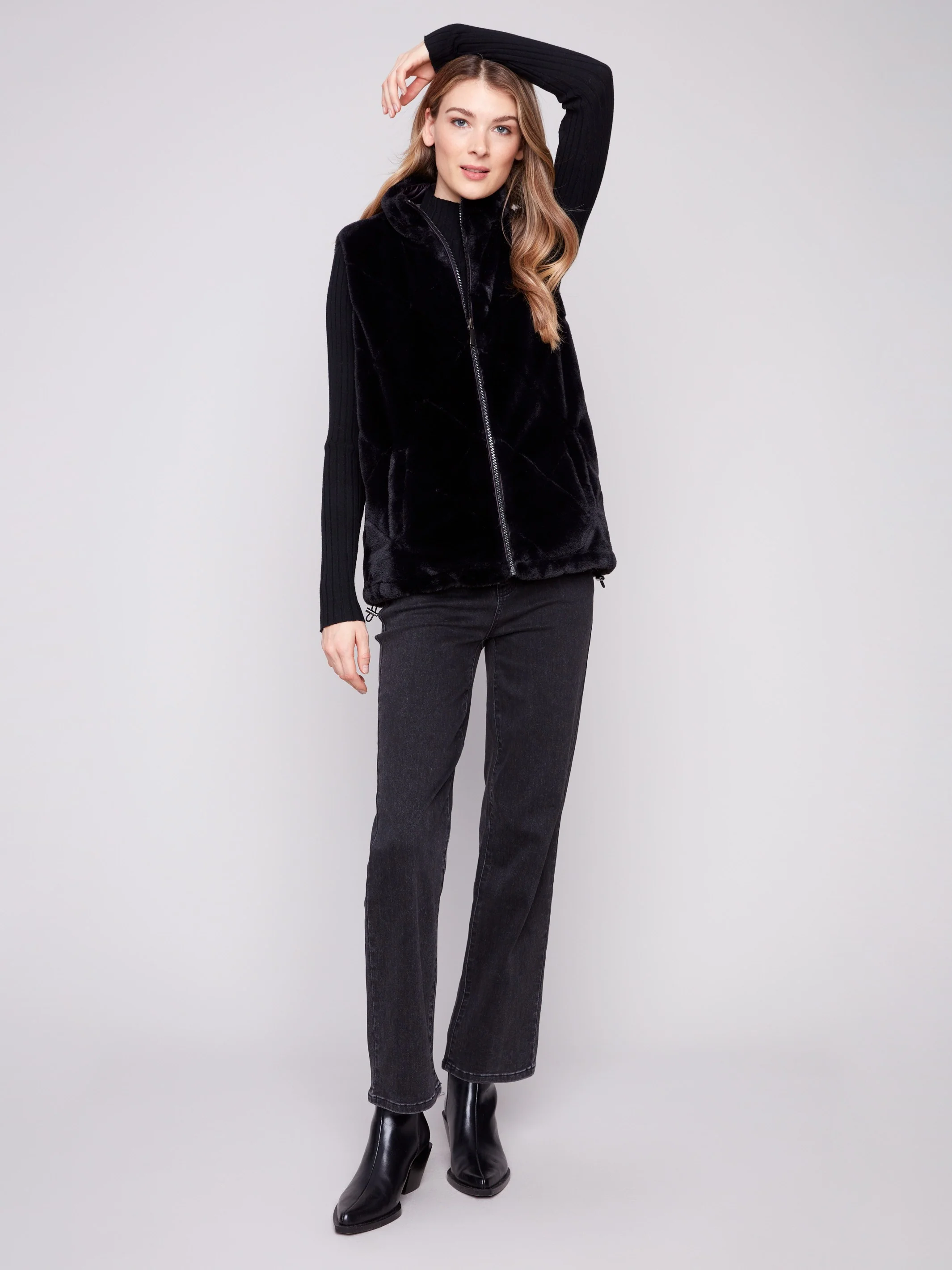 Printed Reversible Quilted Faux Fur Vest - Black - WHSBYS