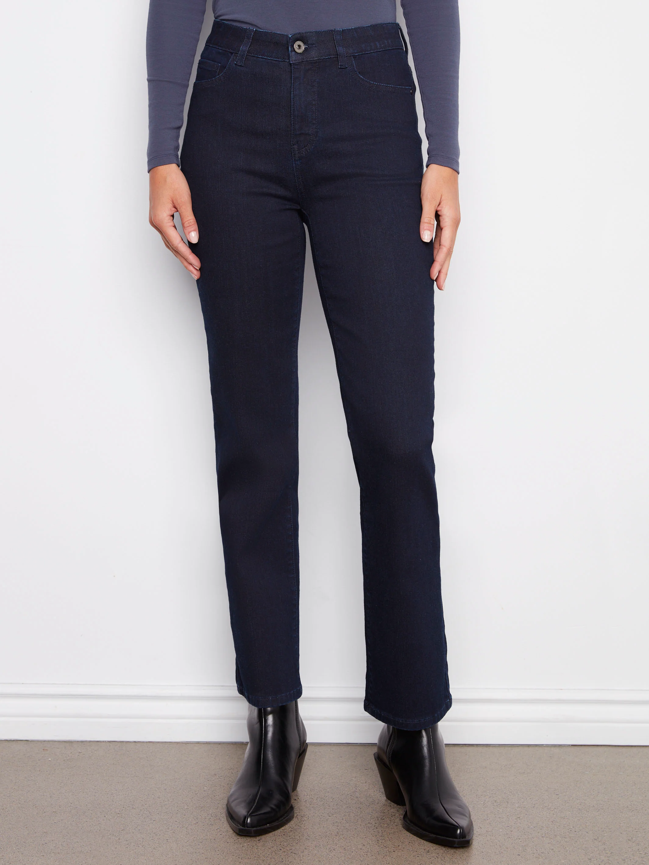 Straight Leg Jeans - Blue Black - WHSBYS