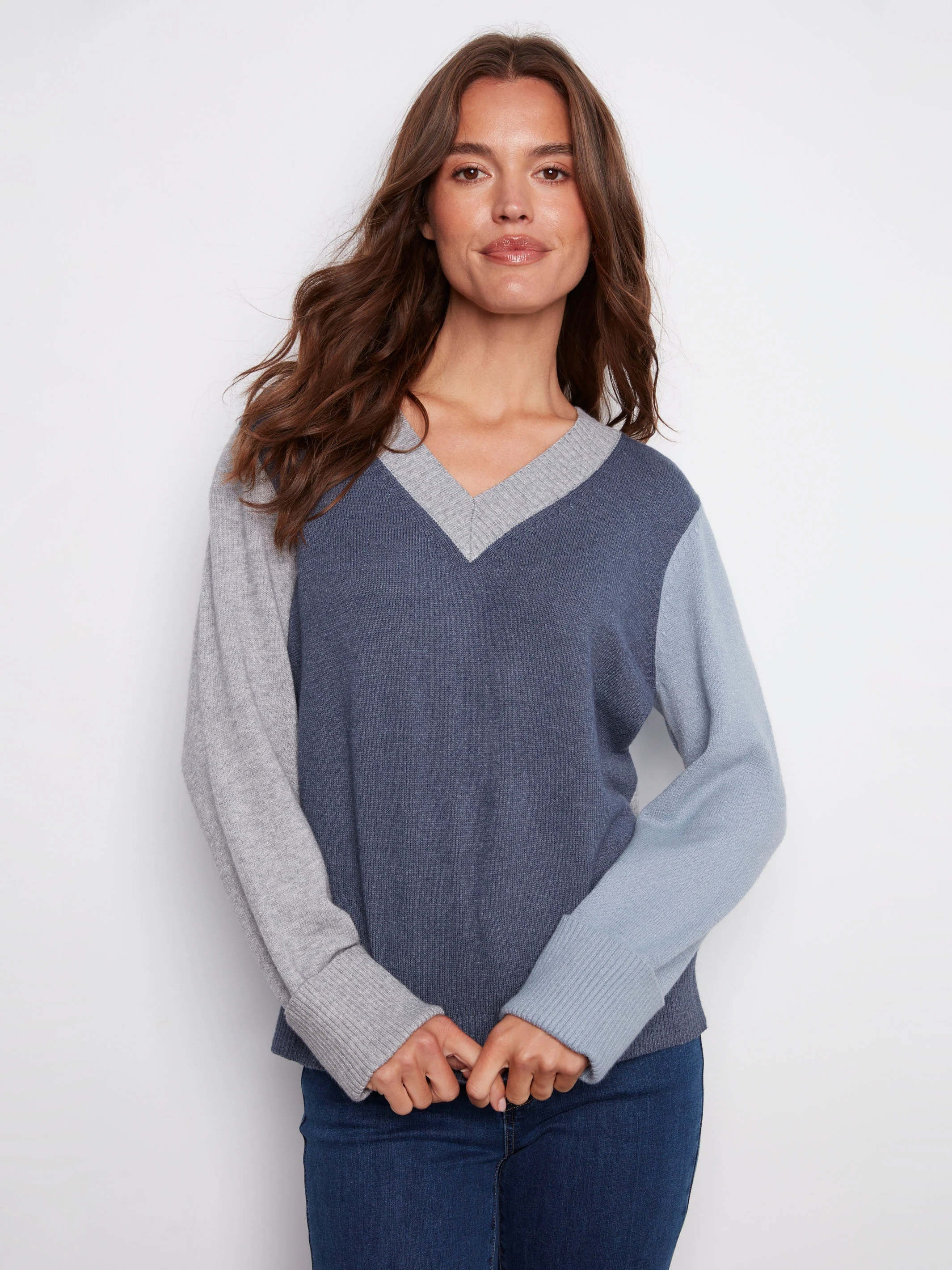 Colorblock V-Neck Sweater - Moonlight - WHSBYS