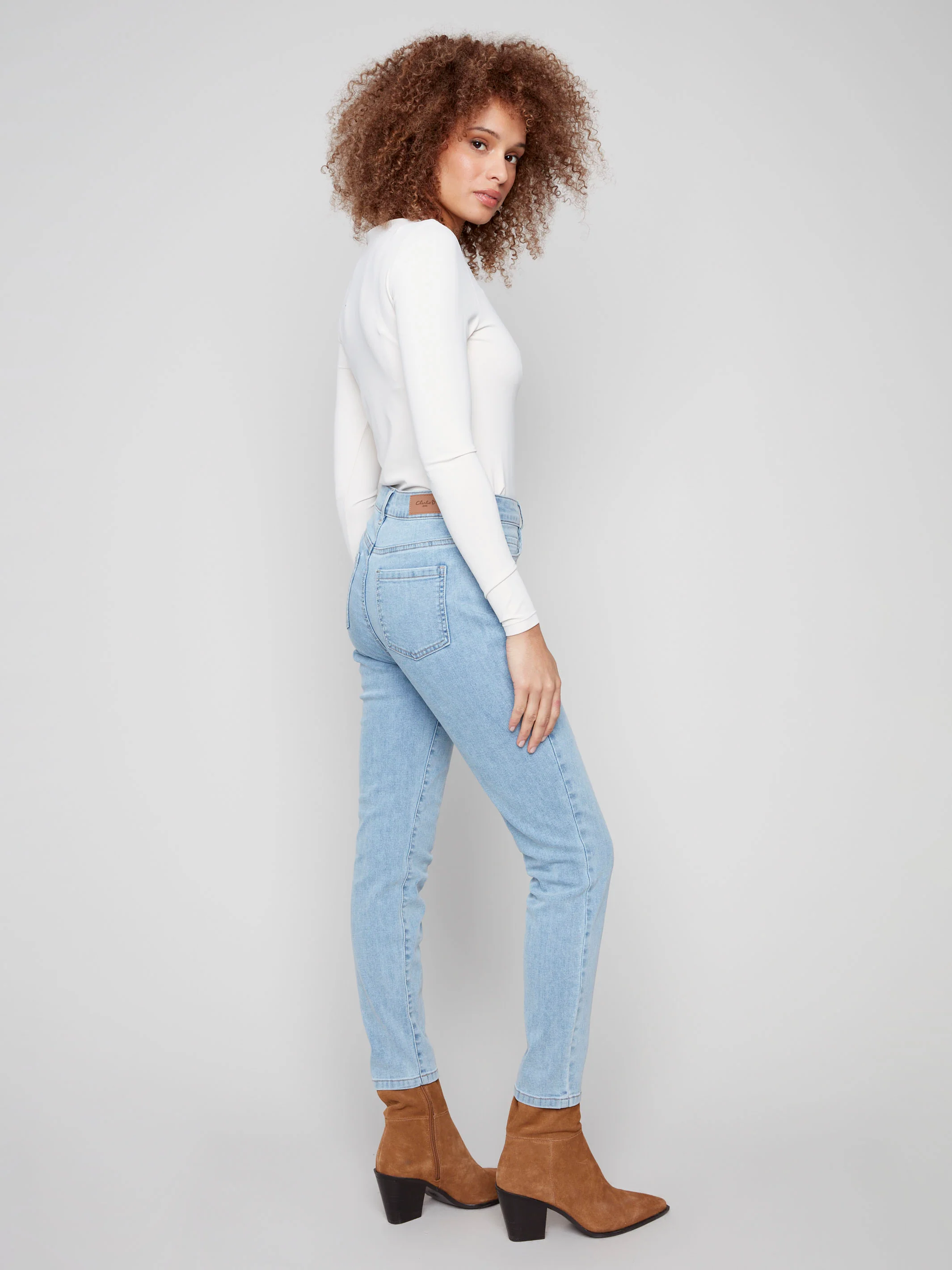 Claudia Slim Leg Jeans - Light Blue - WHSBYS