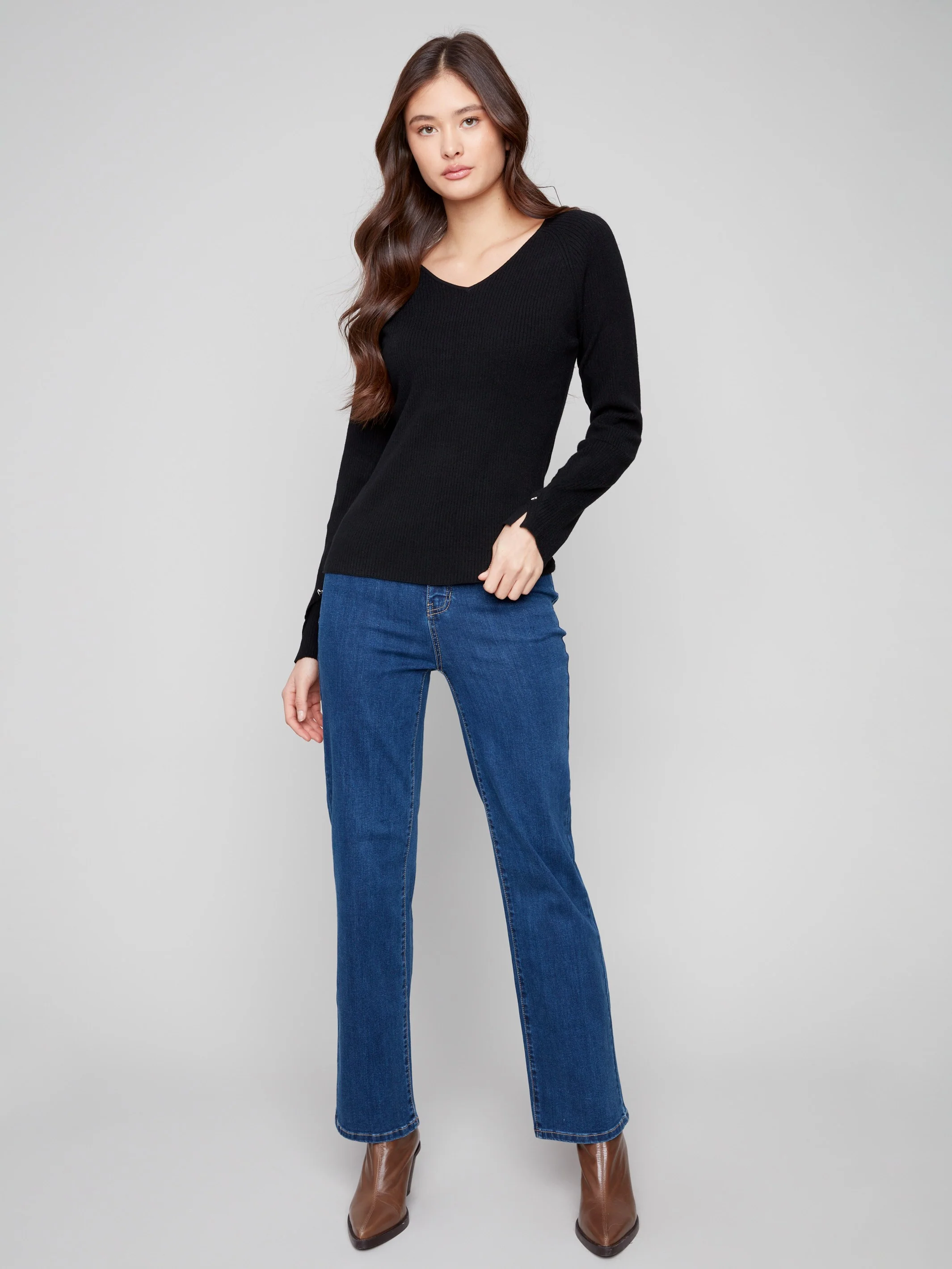 Ribbed V-Neck Sweater With Heart Rivets - Black - WHSBYS