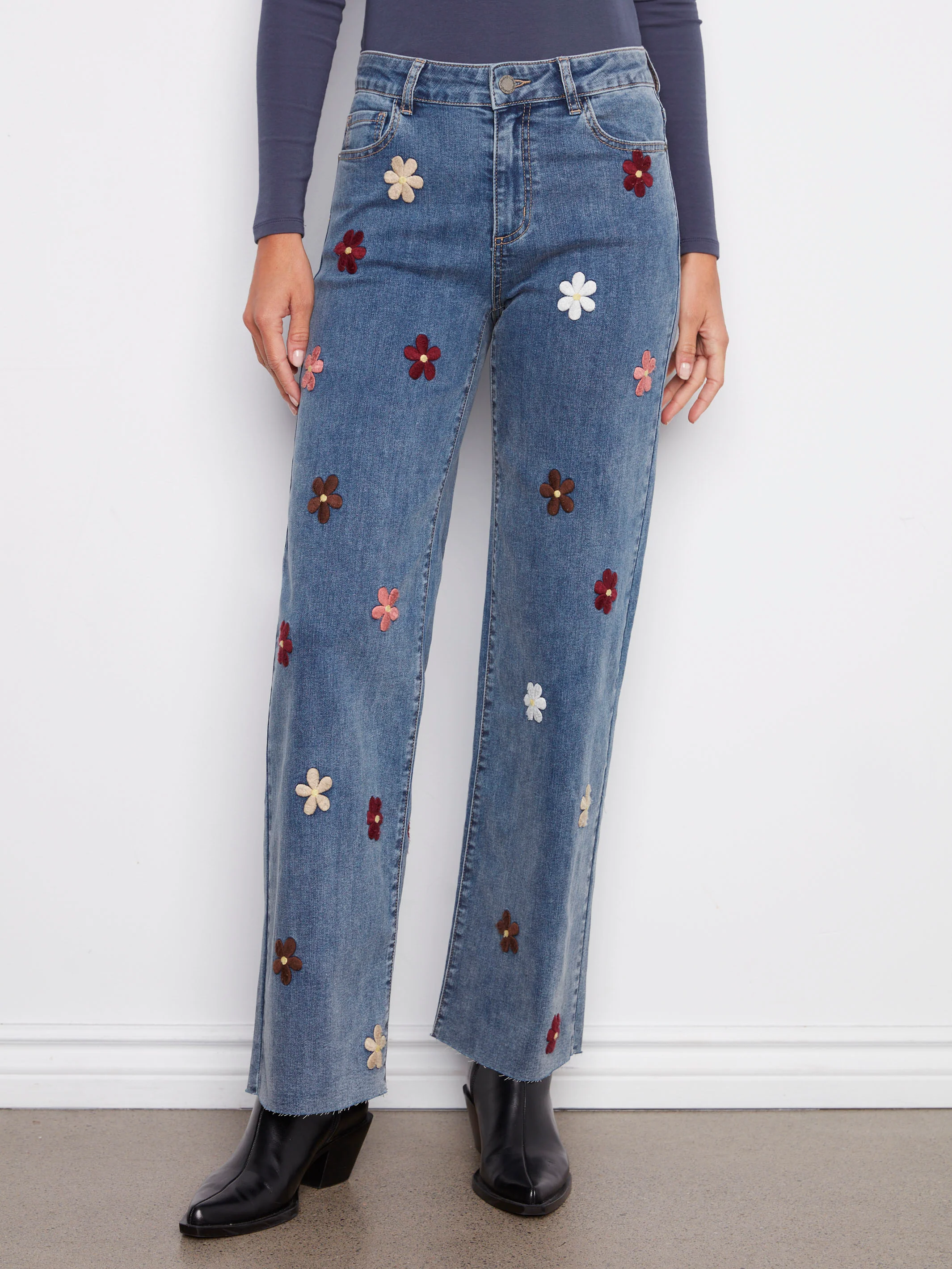 Wide Leg Jeans With Flower Patches - Medium Blue - WHSBYS