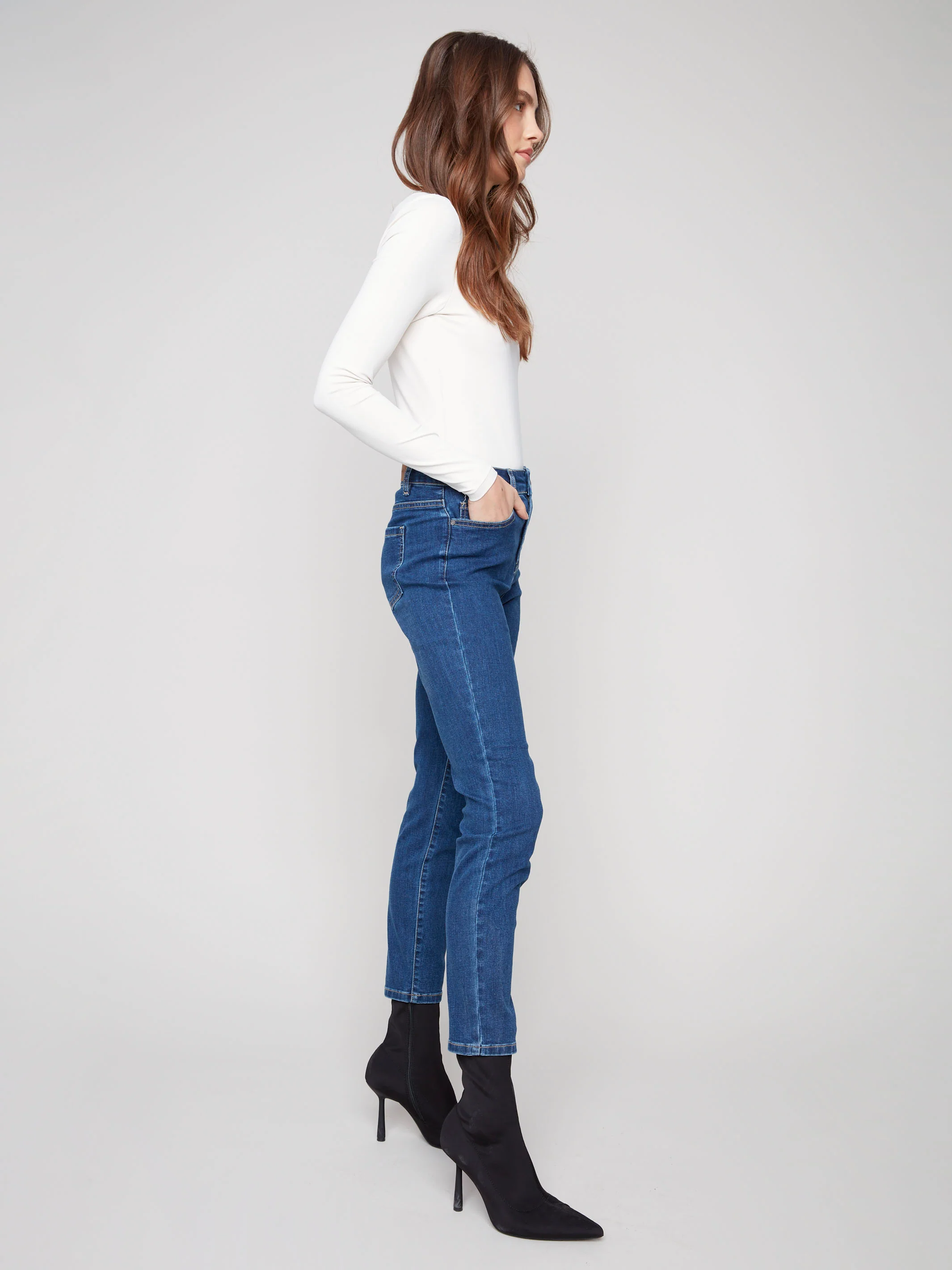 Claudia Slim Leg Jeans - Indigo - WHSBYS
