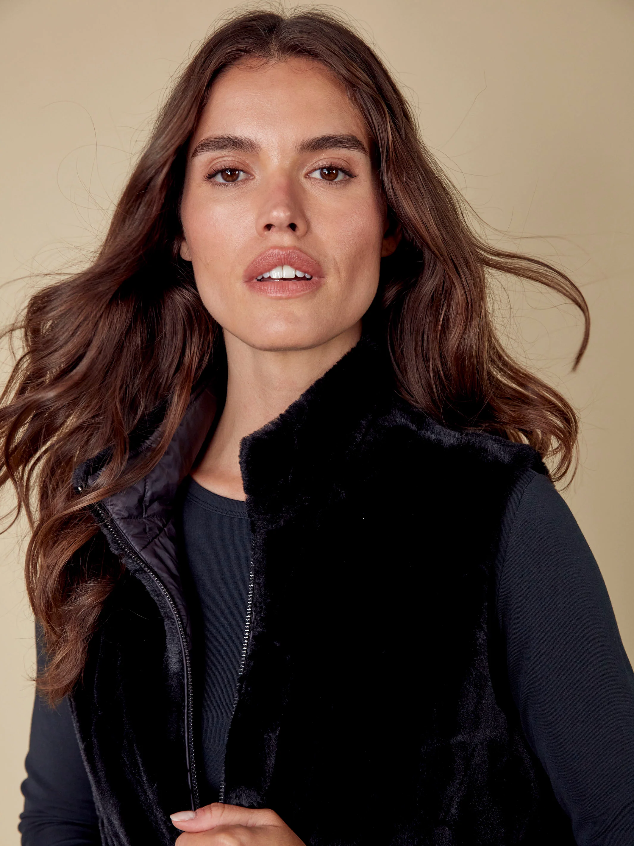 Printed Reversible Quilted Faux Fur Vest - Black - WHSBYS