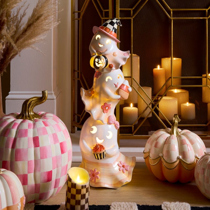 Hocus Pocus Illuminated Stacked Ghosts Figure - {current_domain}