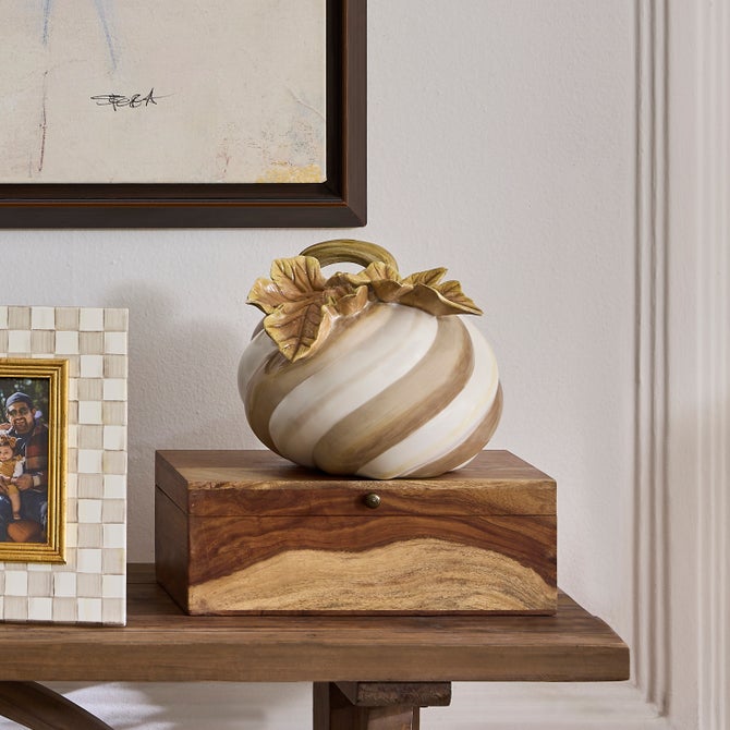 Mocha Swirl Twisted Stem Pumpkin - {current_domain}