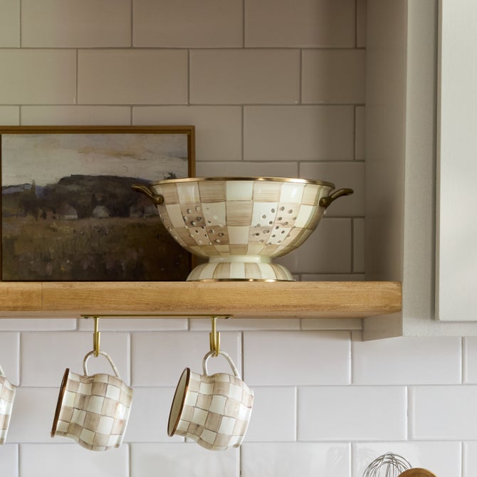 Check Colander - {current_domain}