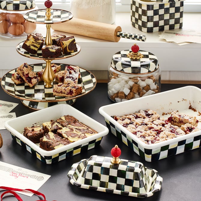 Courtly Check Bake Pans, Set of 2 - {current_domain}