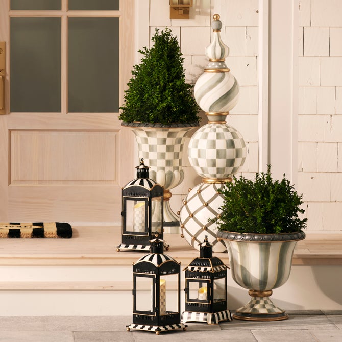 Courtly Stripe Large Candle Lantern - {current_domain}